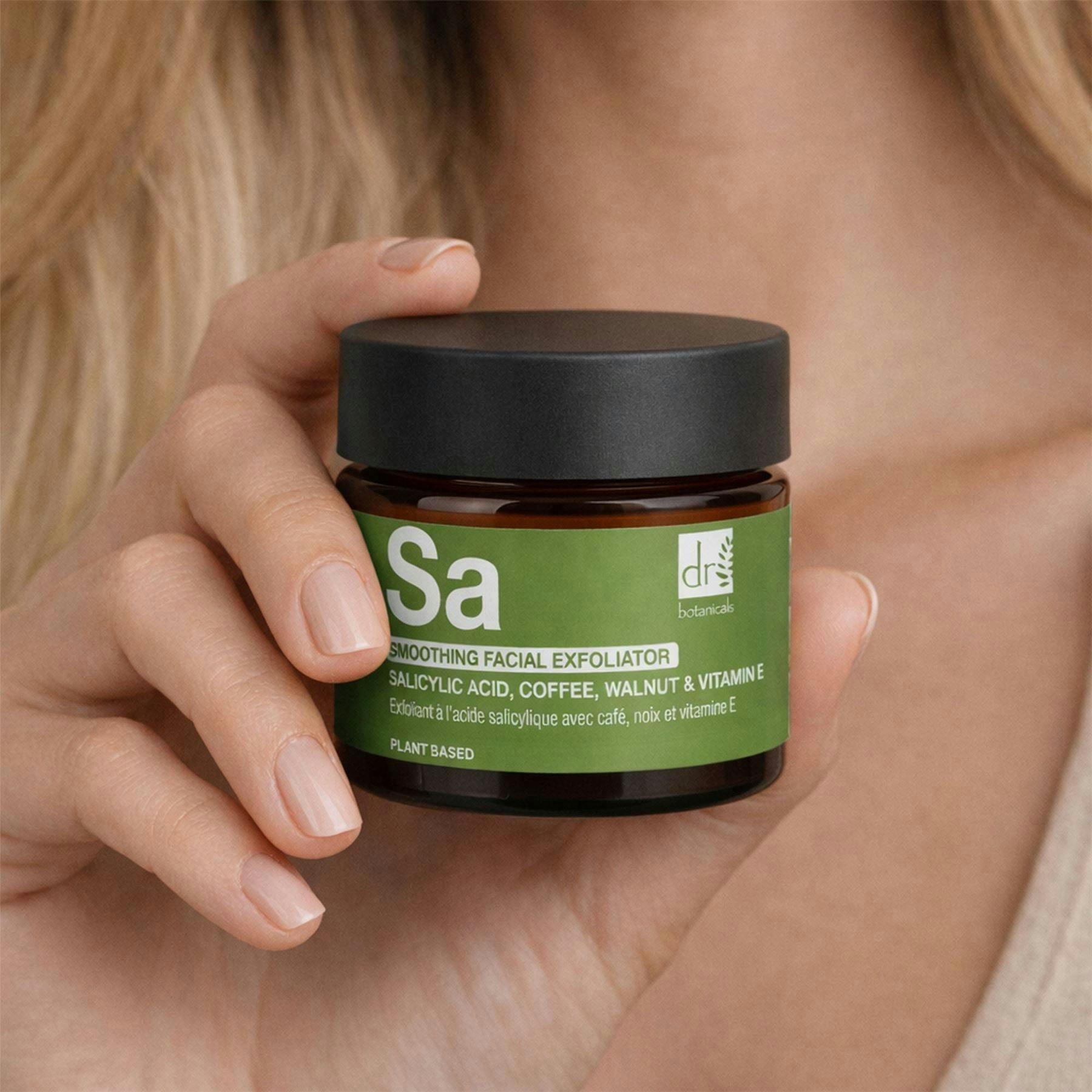 Dr. Botanicals Smoothing Exfoliator with Salicylic Acid with Coffee, Walnut & Vitamin E 60ml , view 6 of 6