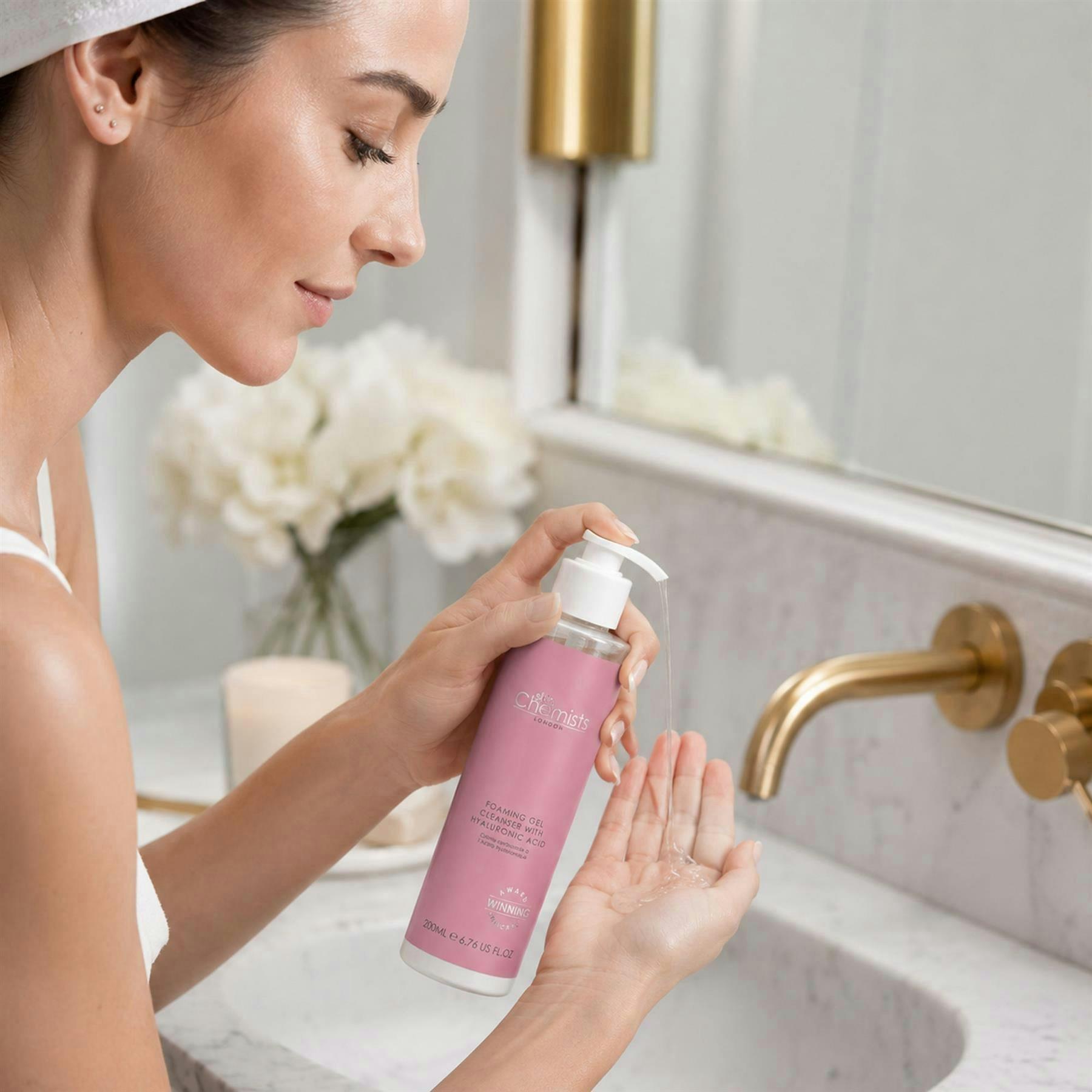 skinChemists Anti-Ageing Foaming Gel Cleanser Hyaluronic Acid 200ml , view 3 of 5