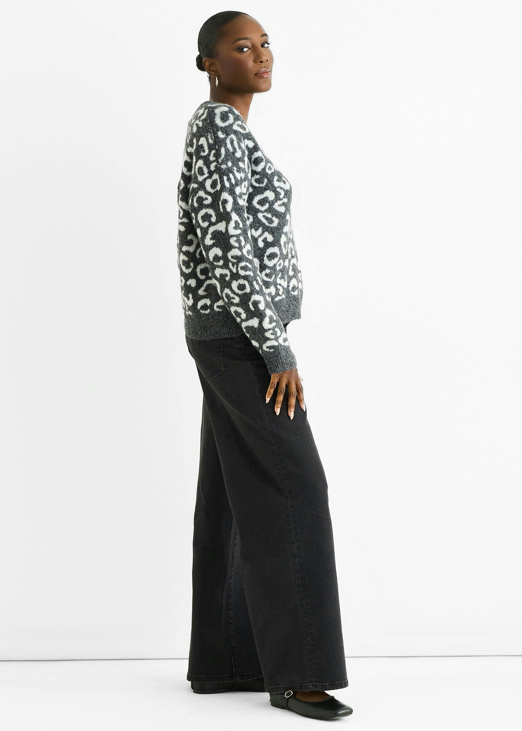 Grey Animal Pattern Loose Fit Knit Jumper , view 3 of 4