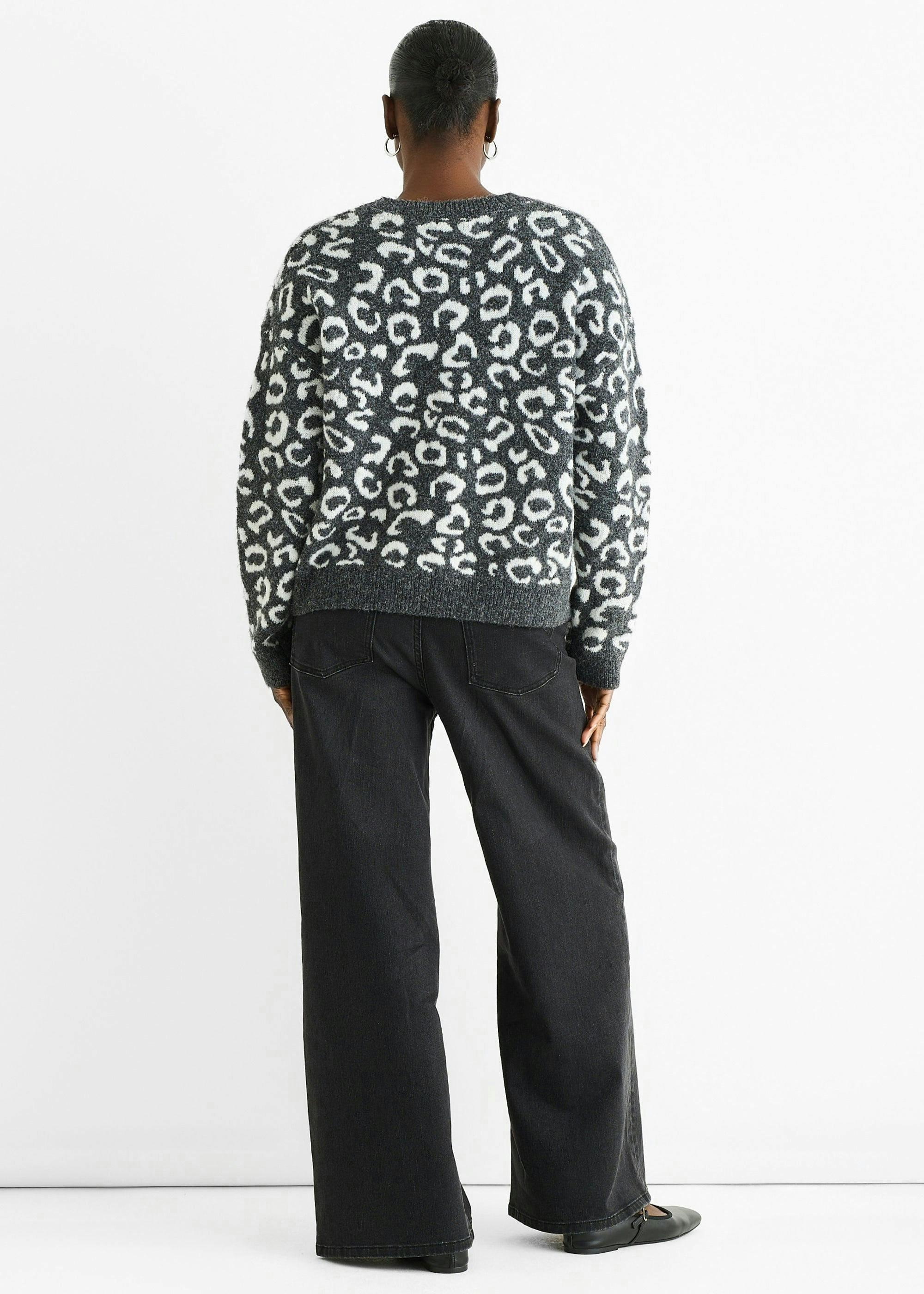 Grey Animal Pattern Loose Fit Knit Jumper , view 4 of 4
