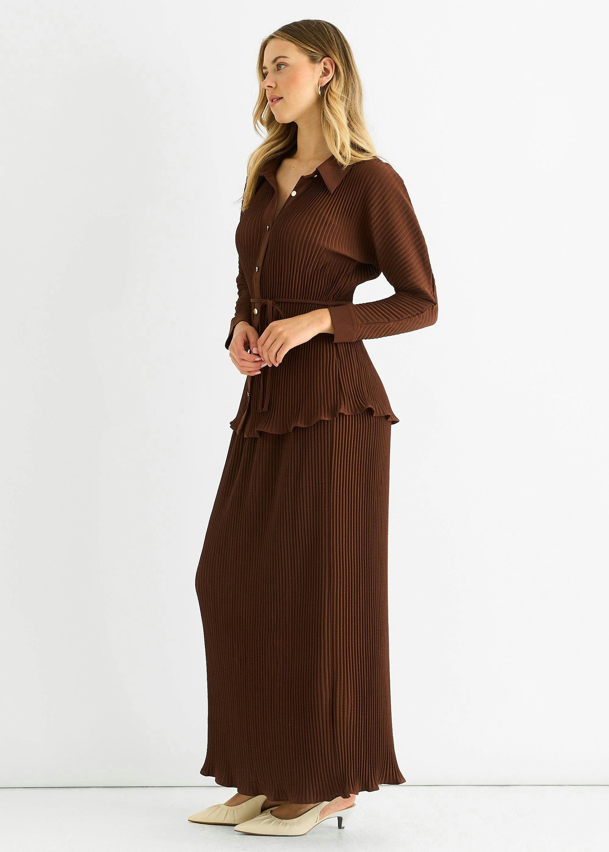 Chocolate Plisse Elasticated Waist Maxi Skirt , view 3 of 4