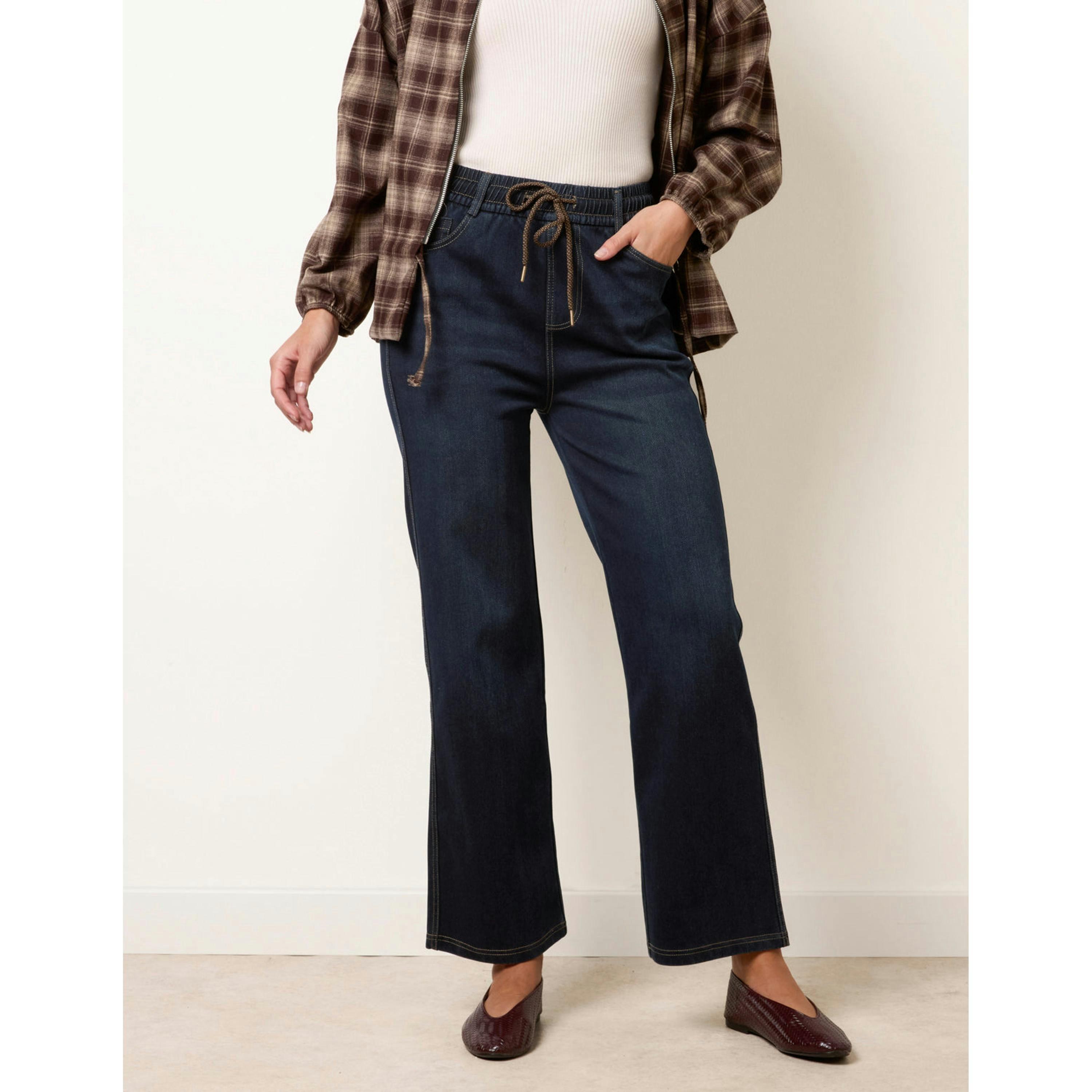 Blue Vanilla Jeans With Stitching Back Pockets  in Navy , view 3 of 4