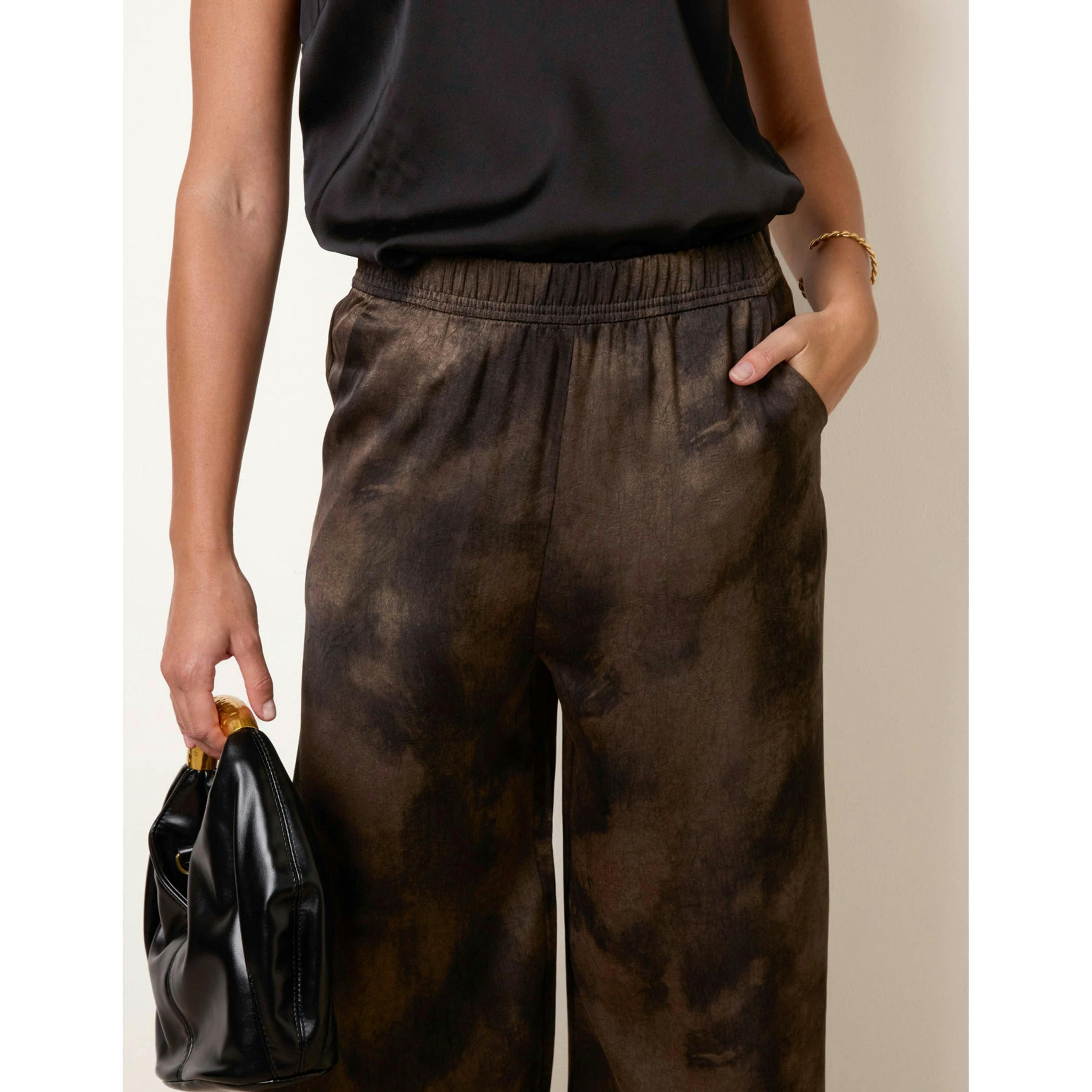 Blue Vanilla Elastic Waist Printed Trousers  in Brown , view 3 of 4