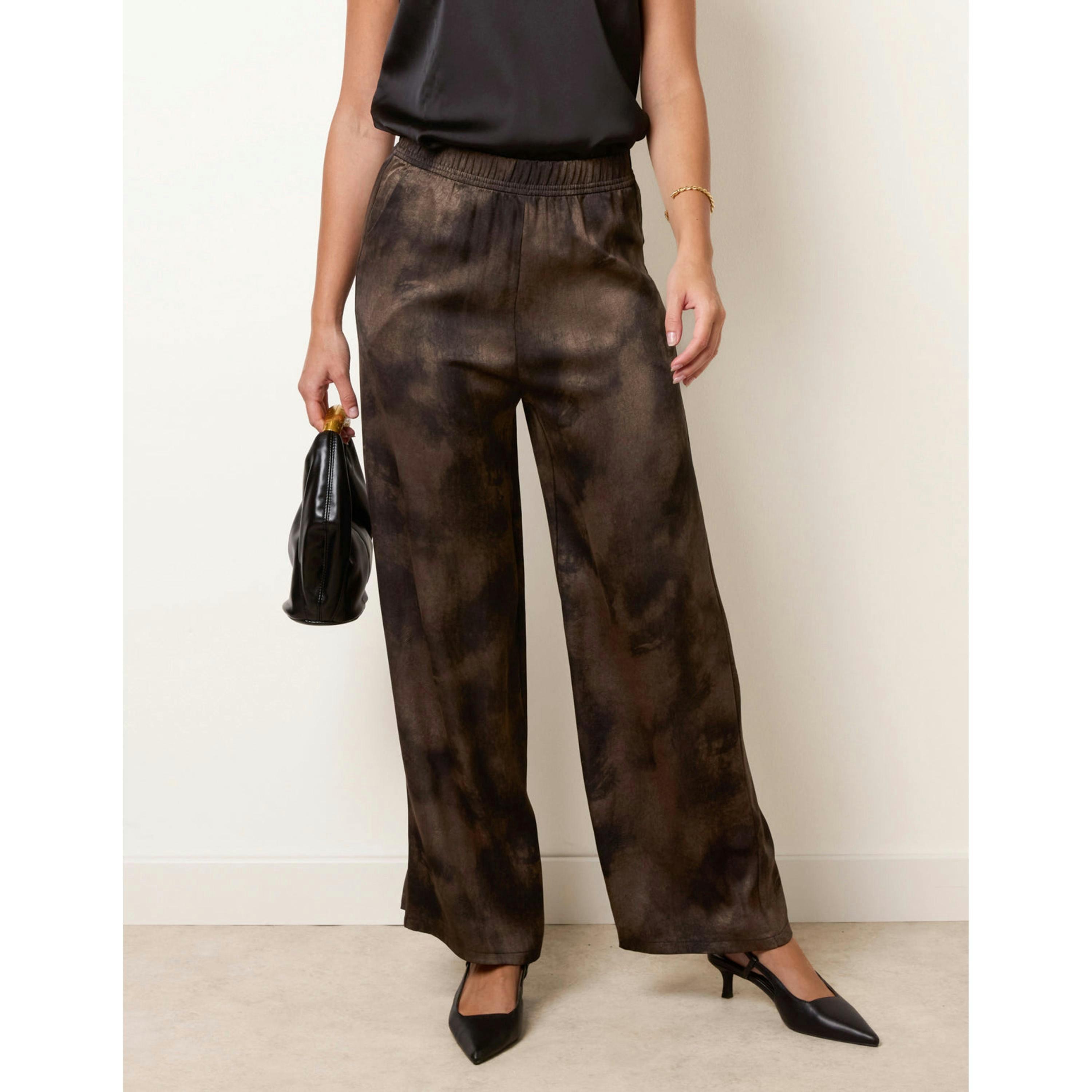 Blue Vanilla Elastic Waist Printed Trousers  in Brown , view 4 of 4