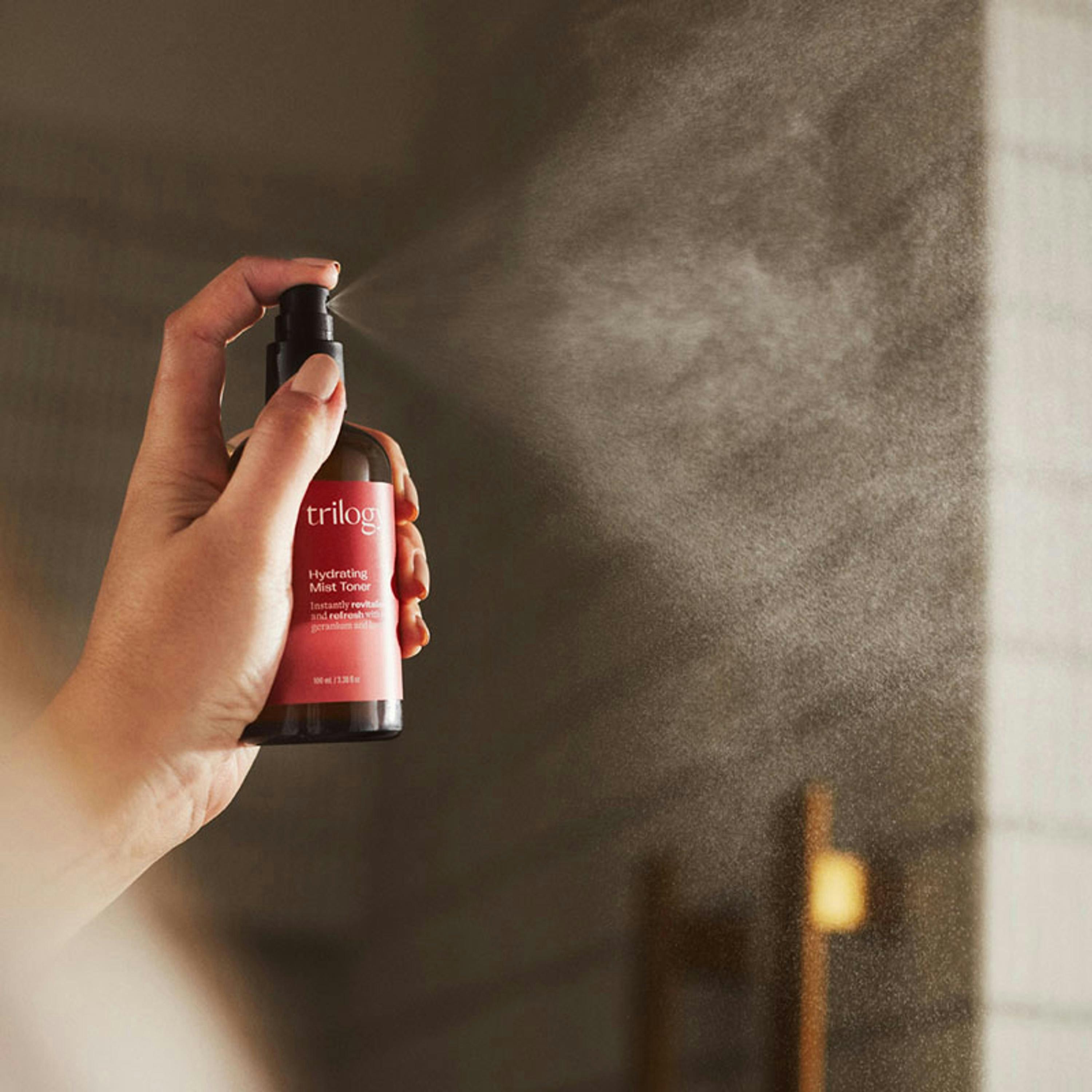 Trilogy Hydrating Mist Toner 100 ml Single , view 2 of 3