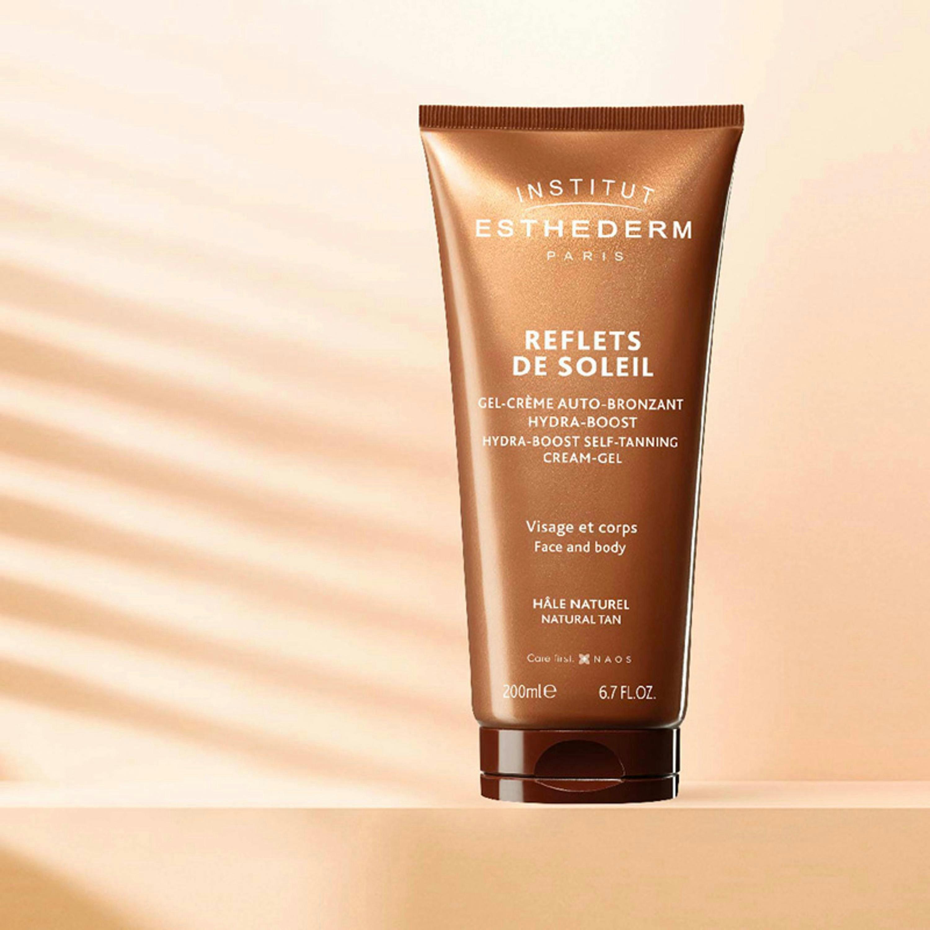Institut Esthederm Self-tanning Moisturiser 200 ml Single , view 2 of 4