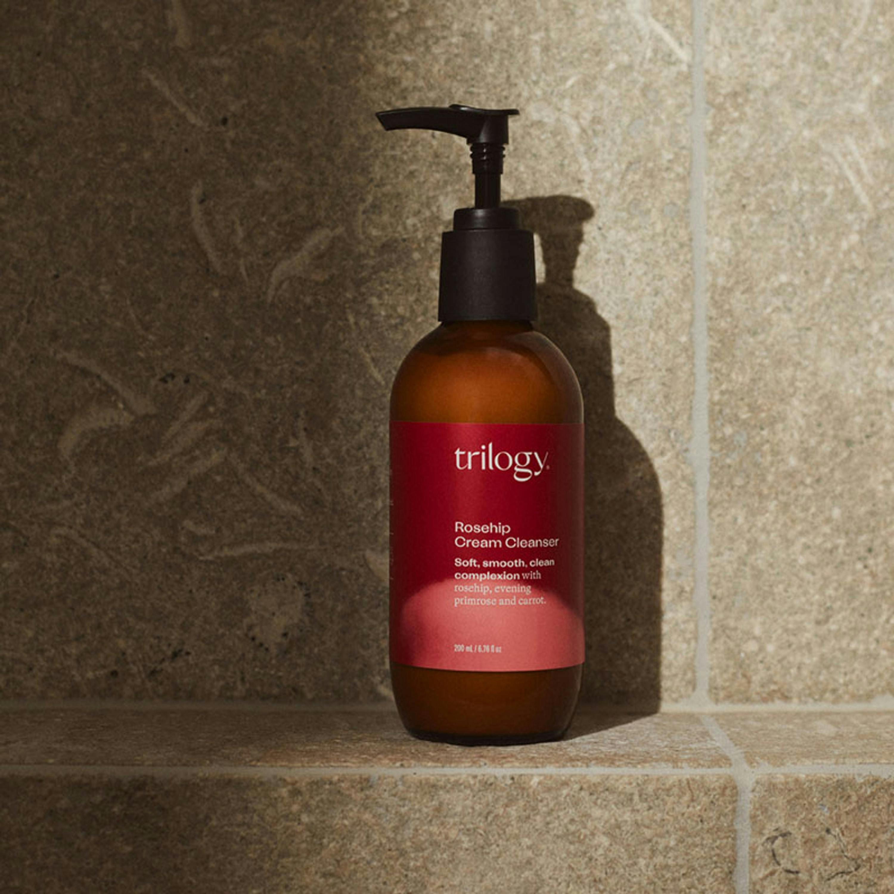 Trilogy Cream Cleanser 200 ml Single , view 3 of 4