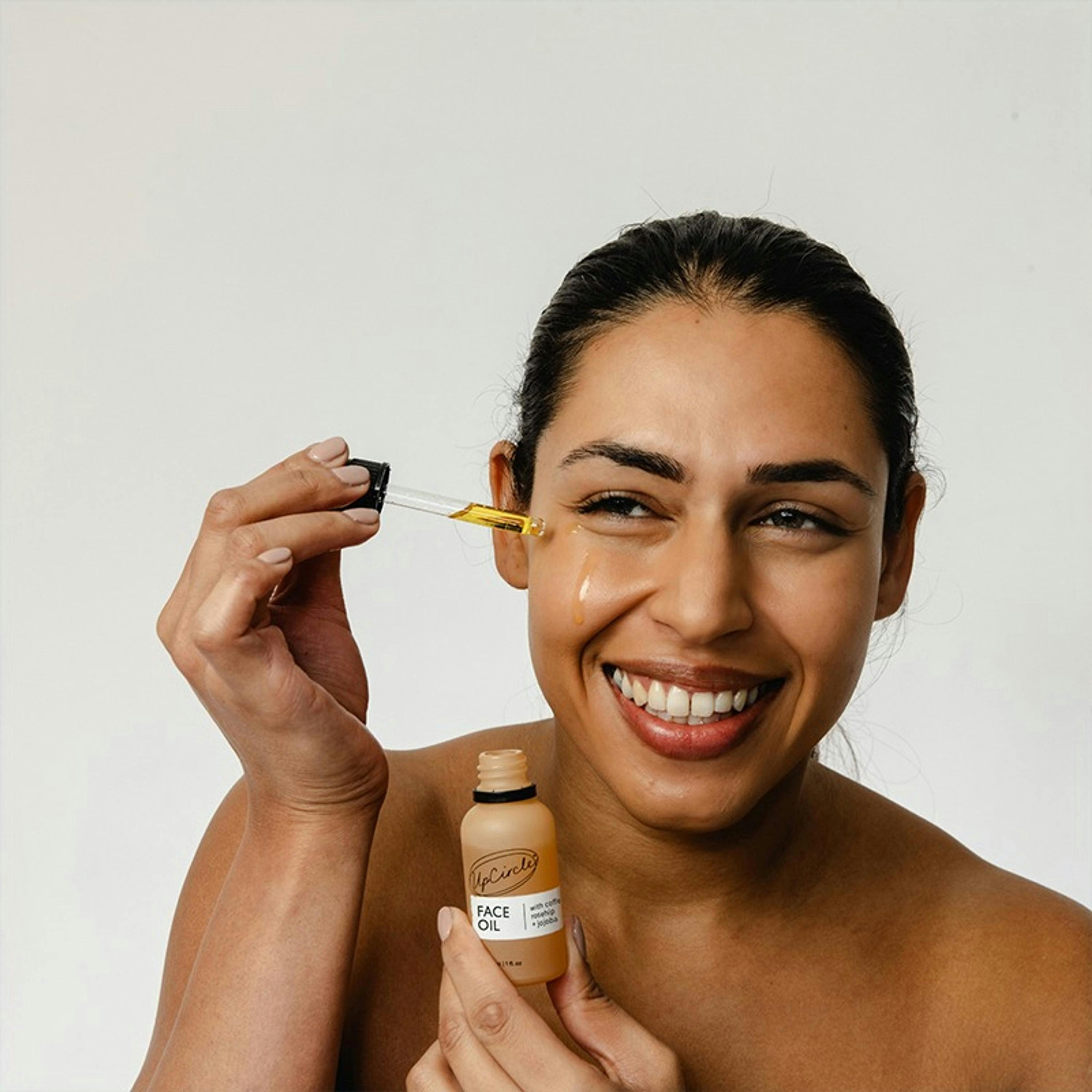 Upcircle Jumbo Face Oil 60 ml Single , view 5 of 6