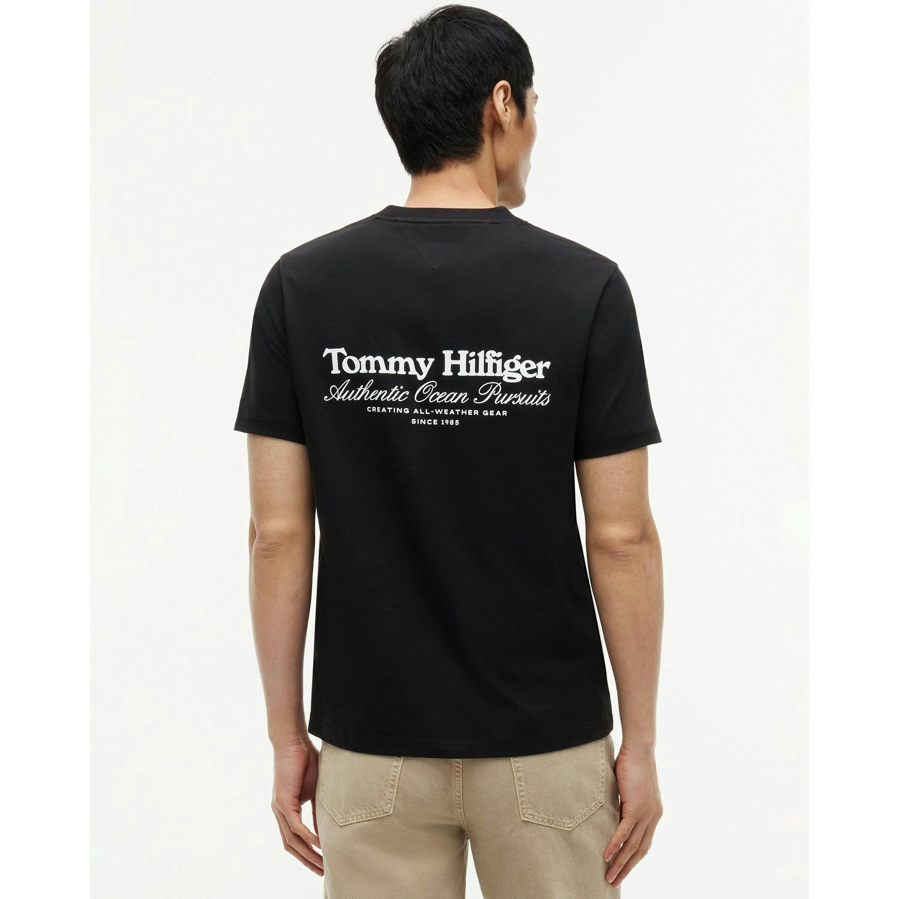 Tommy Hilfiger T-Shirt  in Black , view 2 of 5