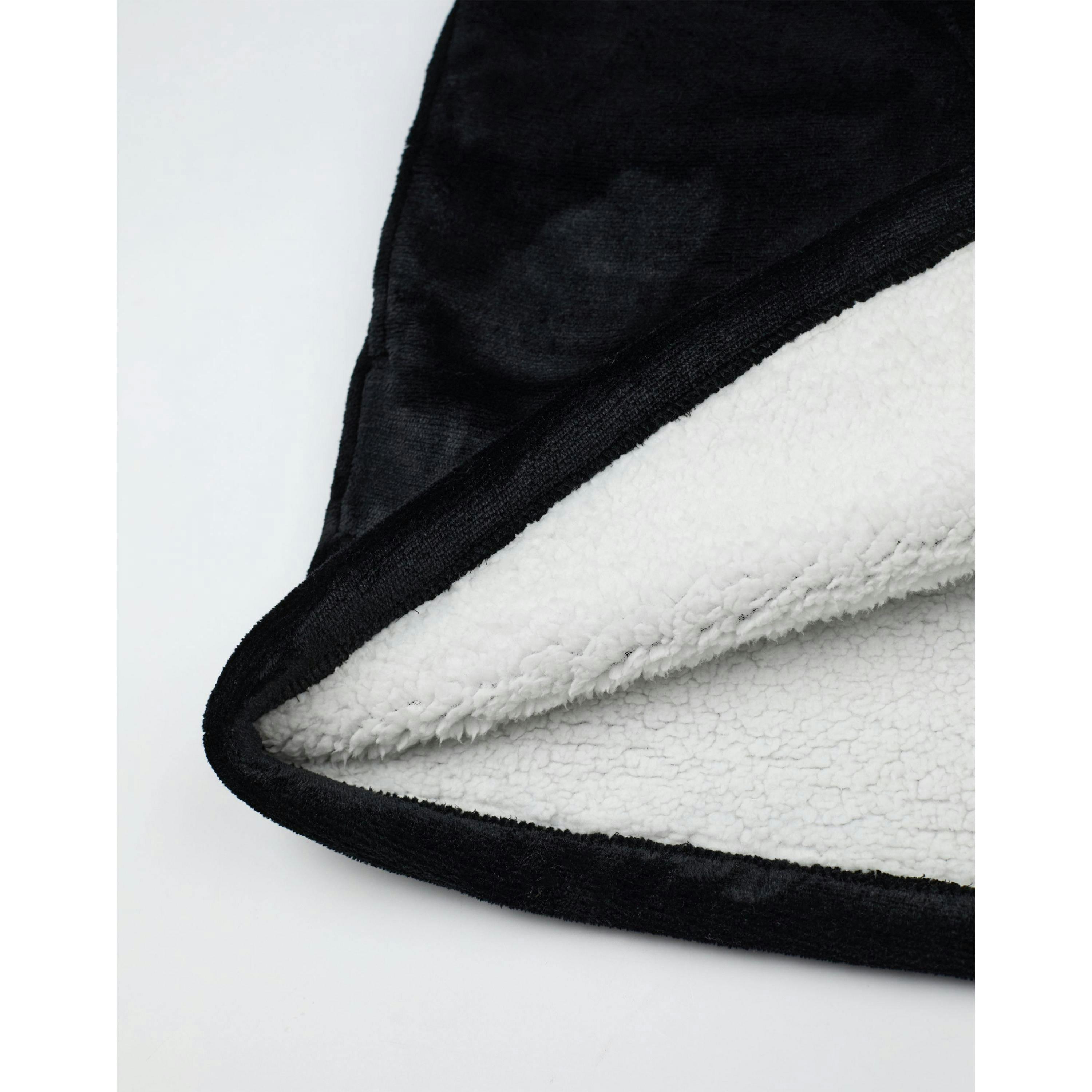 Marvel Mens Black Venom Blanket Hoodie (One Size) by Vanilla Underground , view 5 of 6