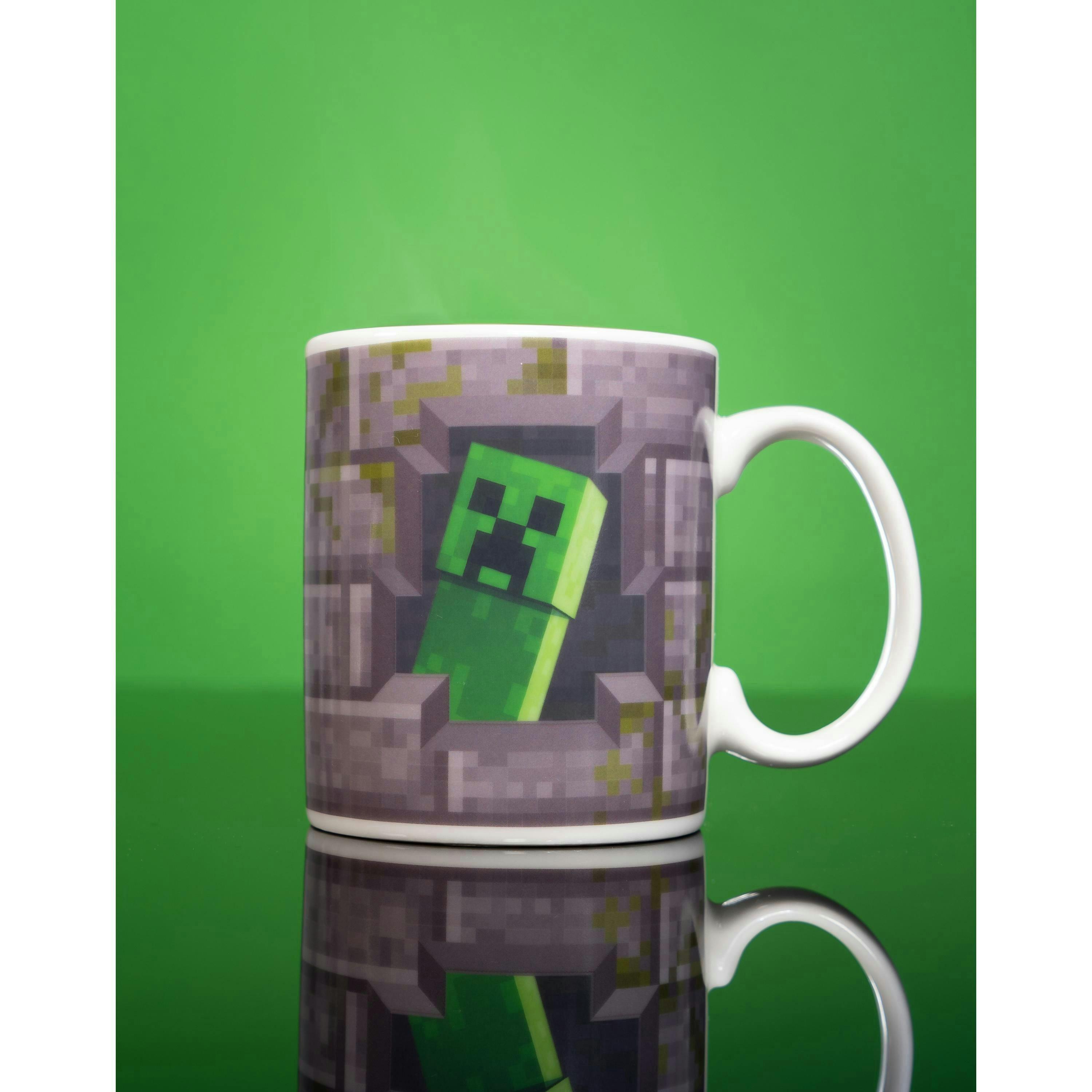 Minecraft Unisex Kids Grey Creeper Heat Change Graphic Heat Changing Mug (One Size) by Vanilla Underground , view 2 of 6