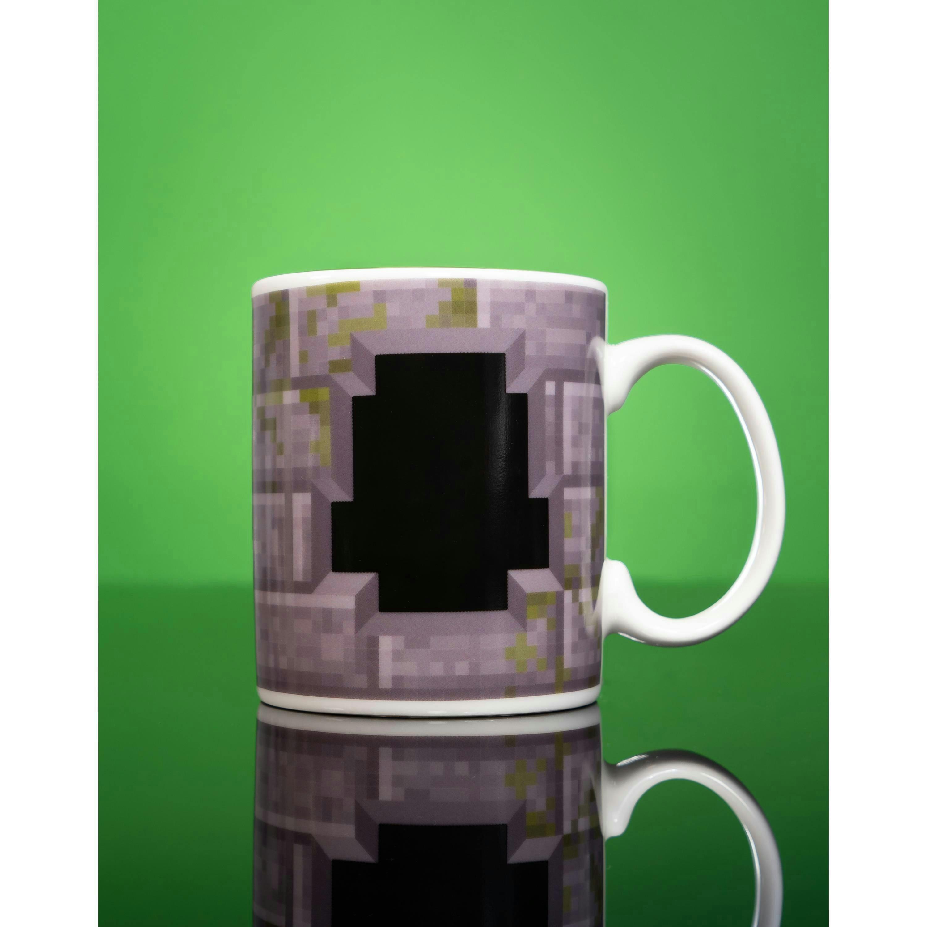 Minecraft Unisex Kids Grey Creeper Heat Change Graphic Heat Changing Mug (One Size) by Vanilla Underground , view 4 of 6