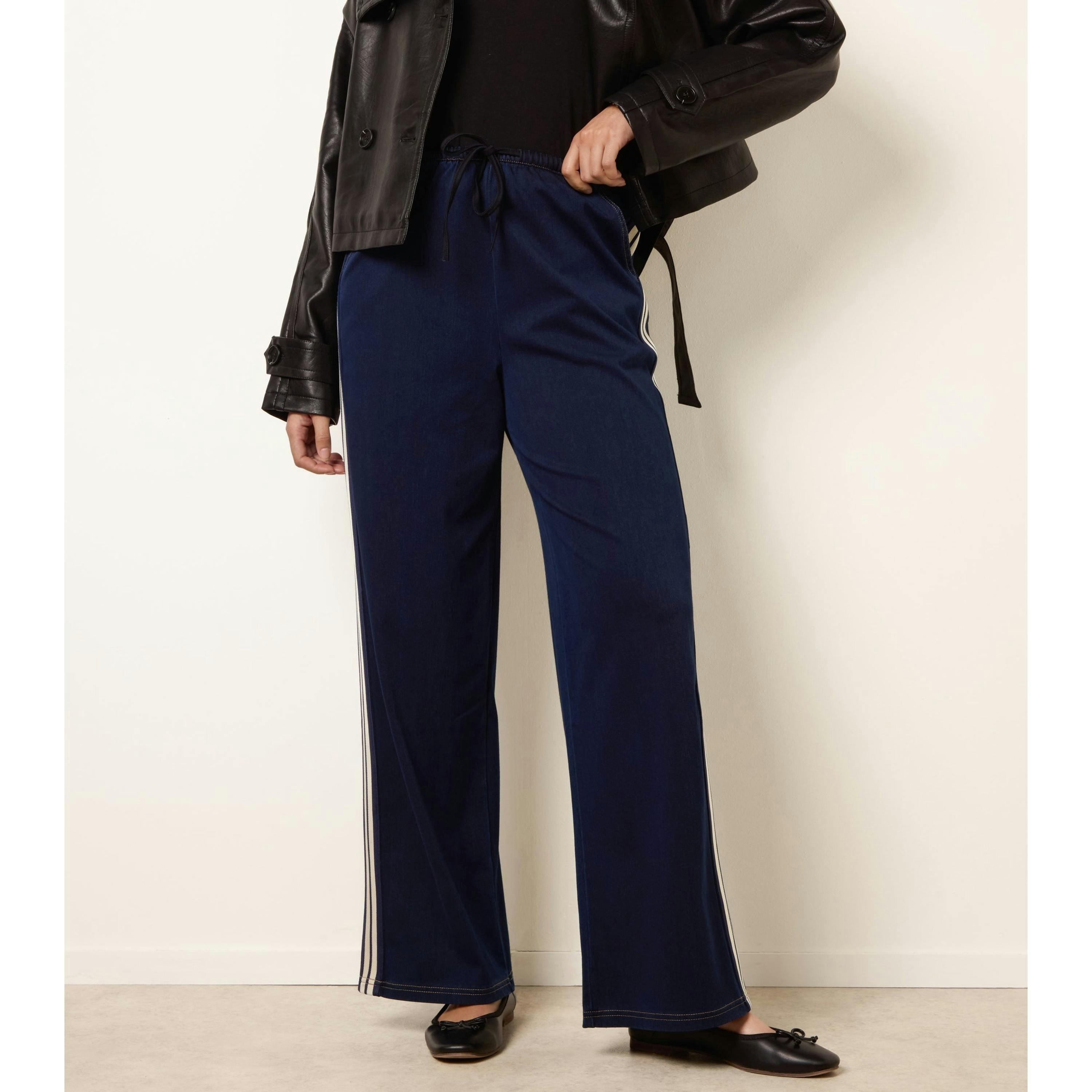 Blue Vanilla Stripe Trousers With Elasticated Waist  in Navy , view 4 of 4