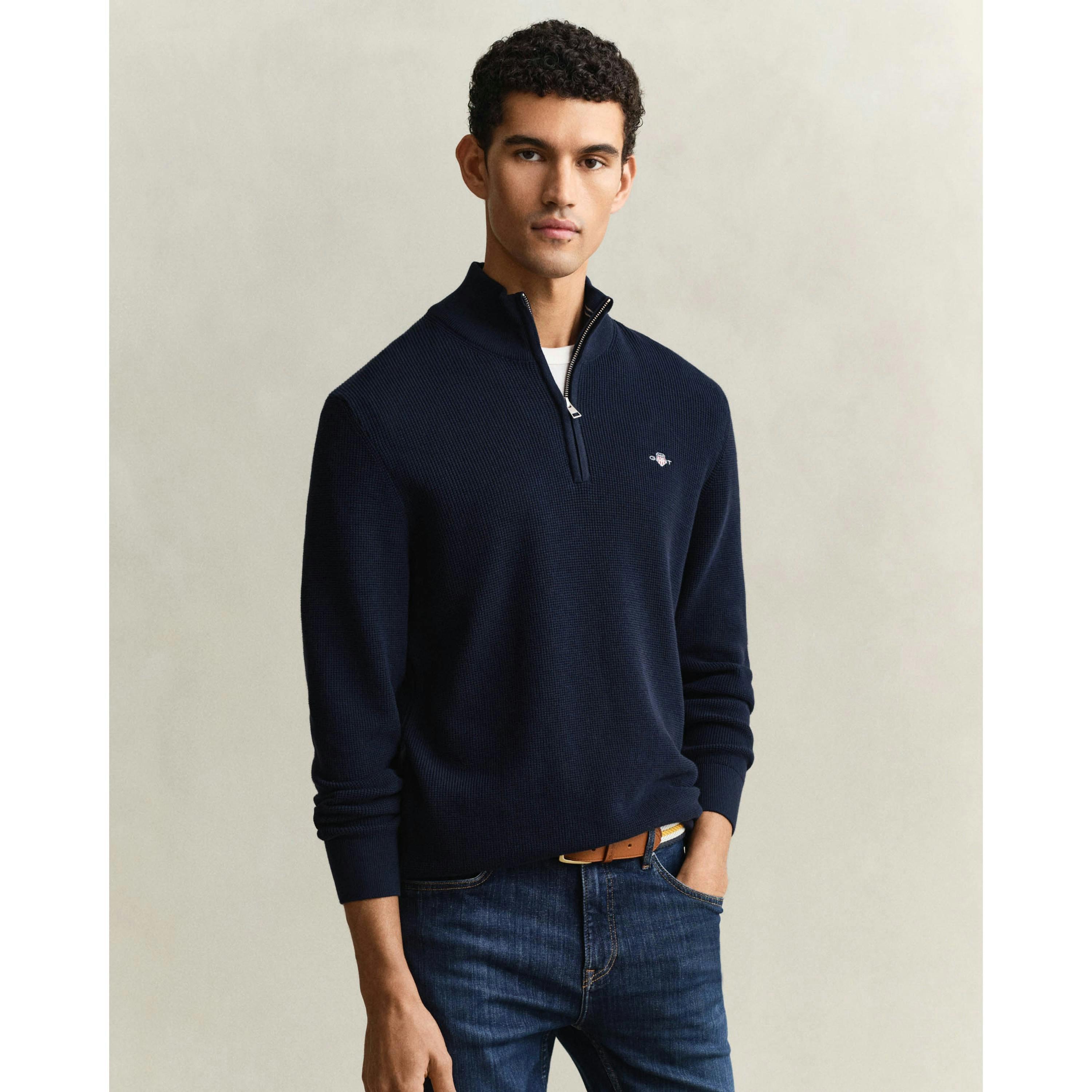 GANT Jumper  in Navy , view 1 of 3