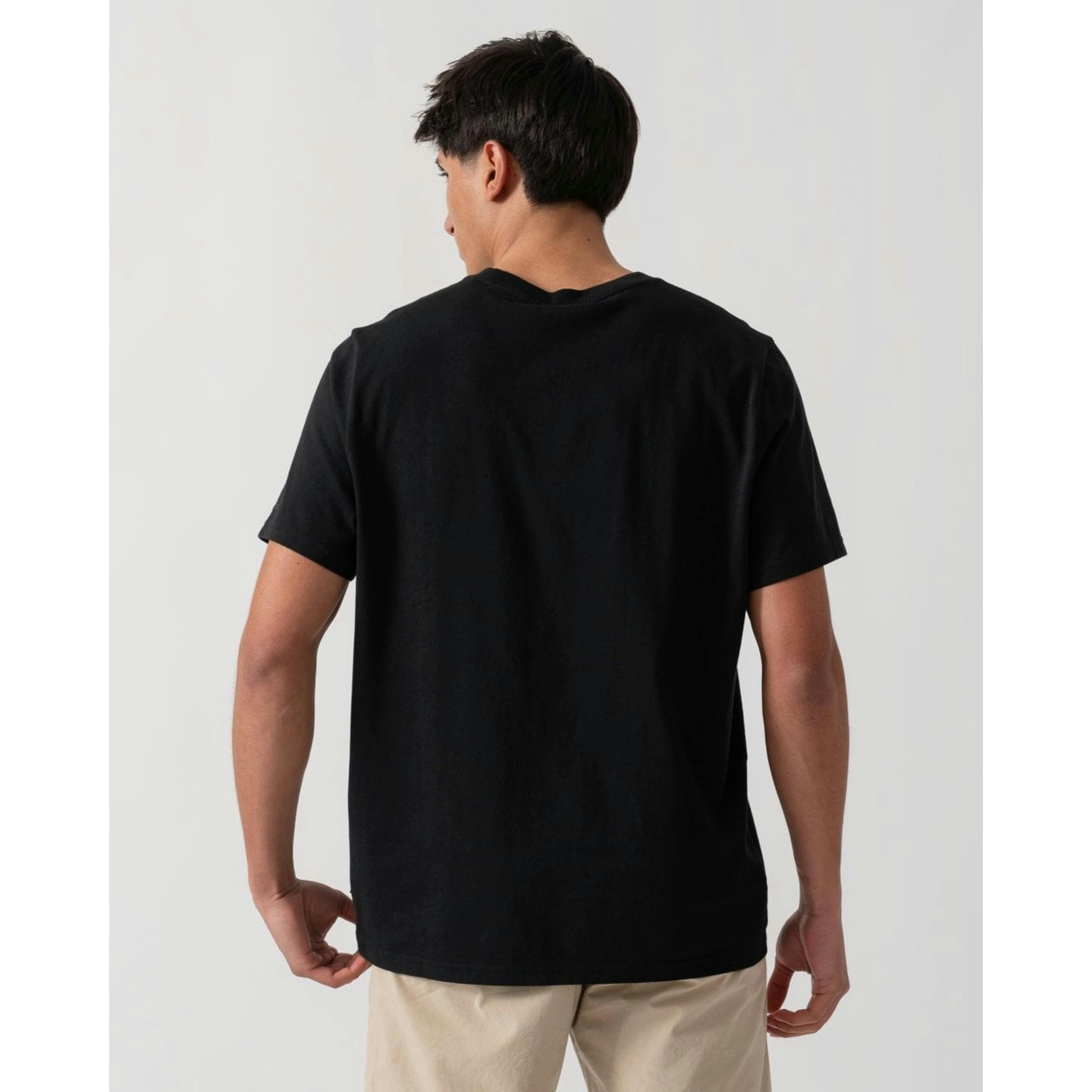 Moose Knuckles T-Shirt  in Black , view 2 of 4