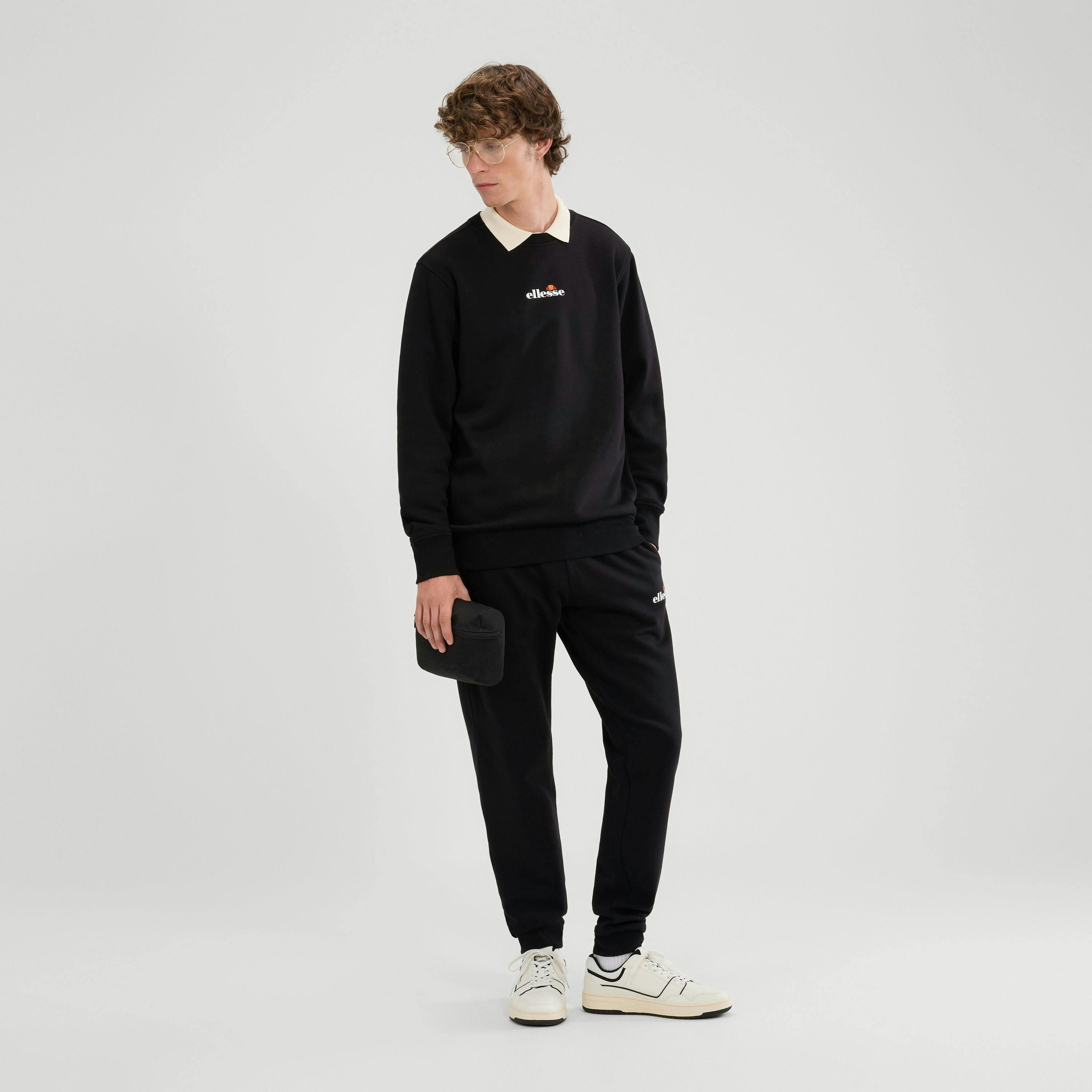 Kiamto 2 Sweatshirt - Black , view 1 of 3