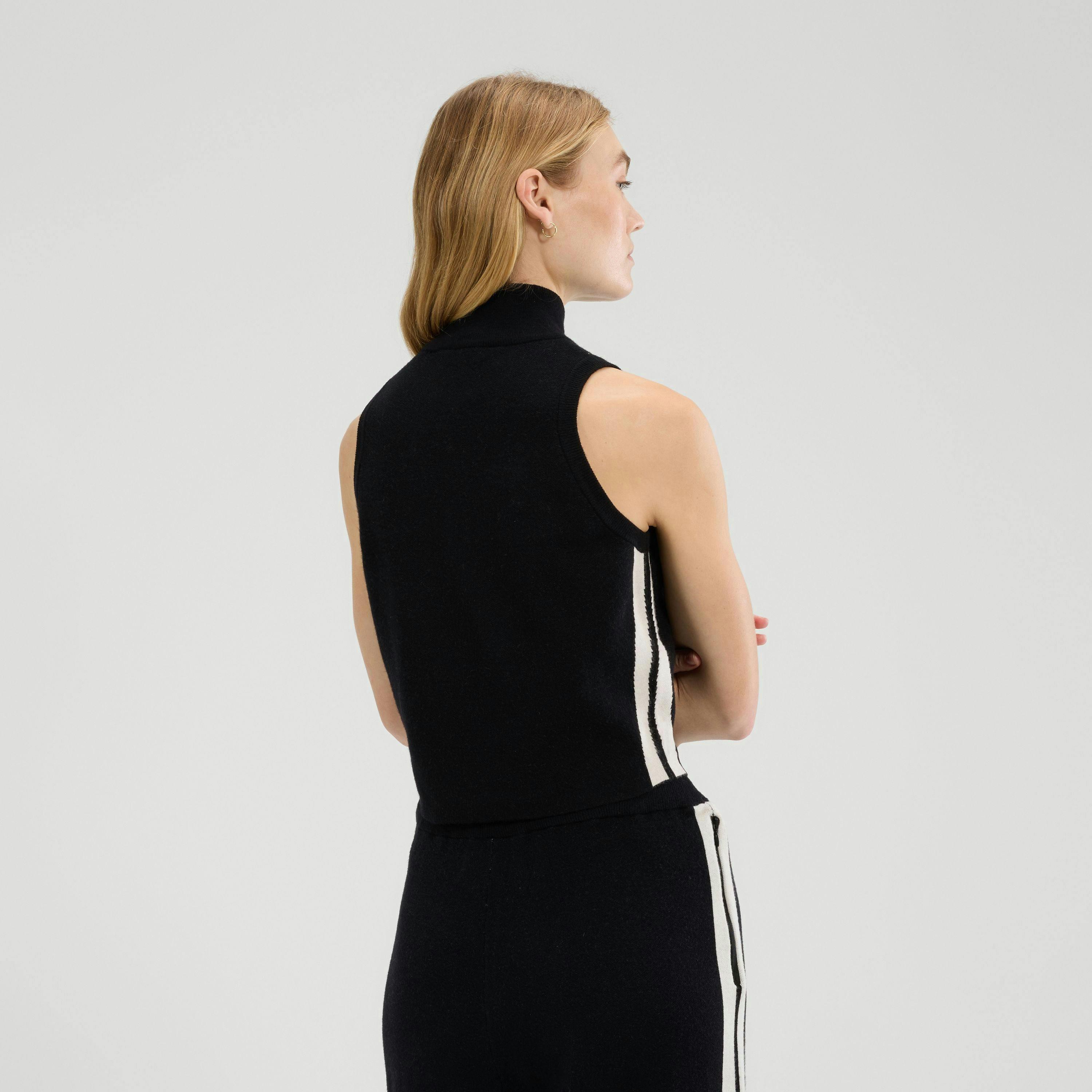 Surista 1/4 Zip Top - Black , view 2 of 4