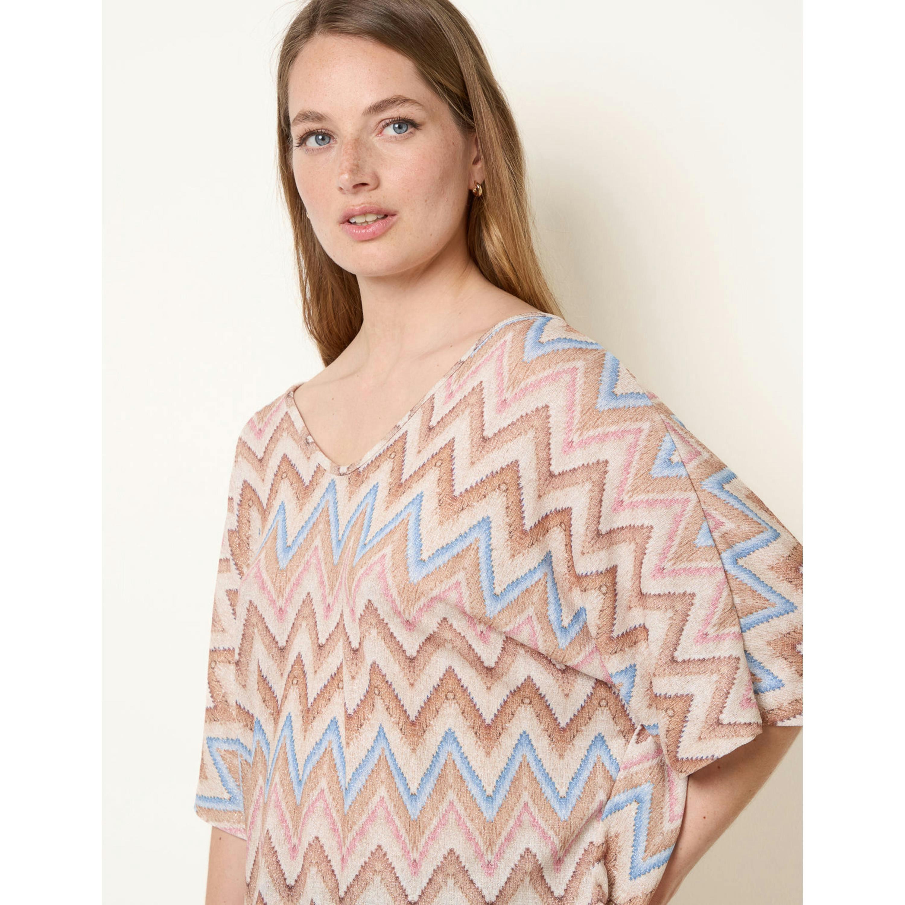 Blue Vanilla Zig Zag Metallic Bow Back Top  in Beige , view 4 of 4