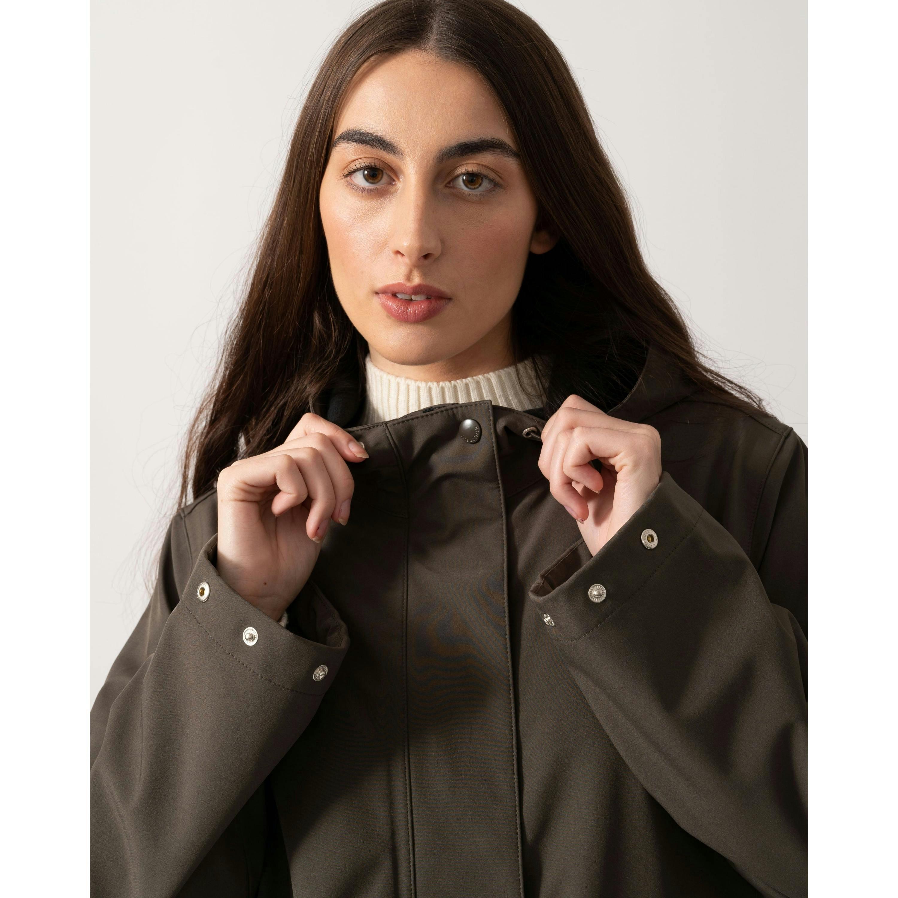Isle Jacobsen Raincoat  in Green , view 3 of 6