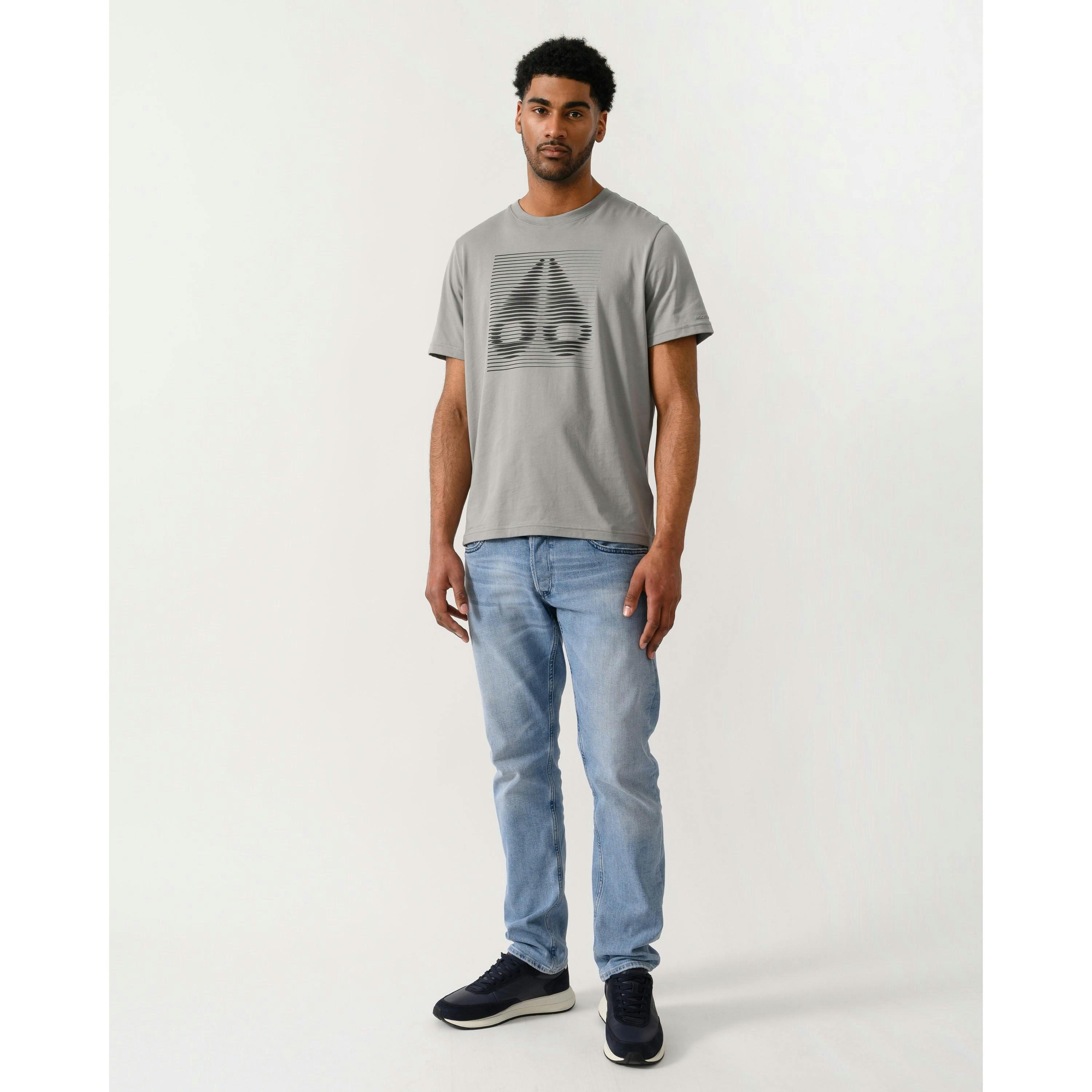 Moose Knuckles T-Shirt  in Grey , view 3 of 3