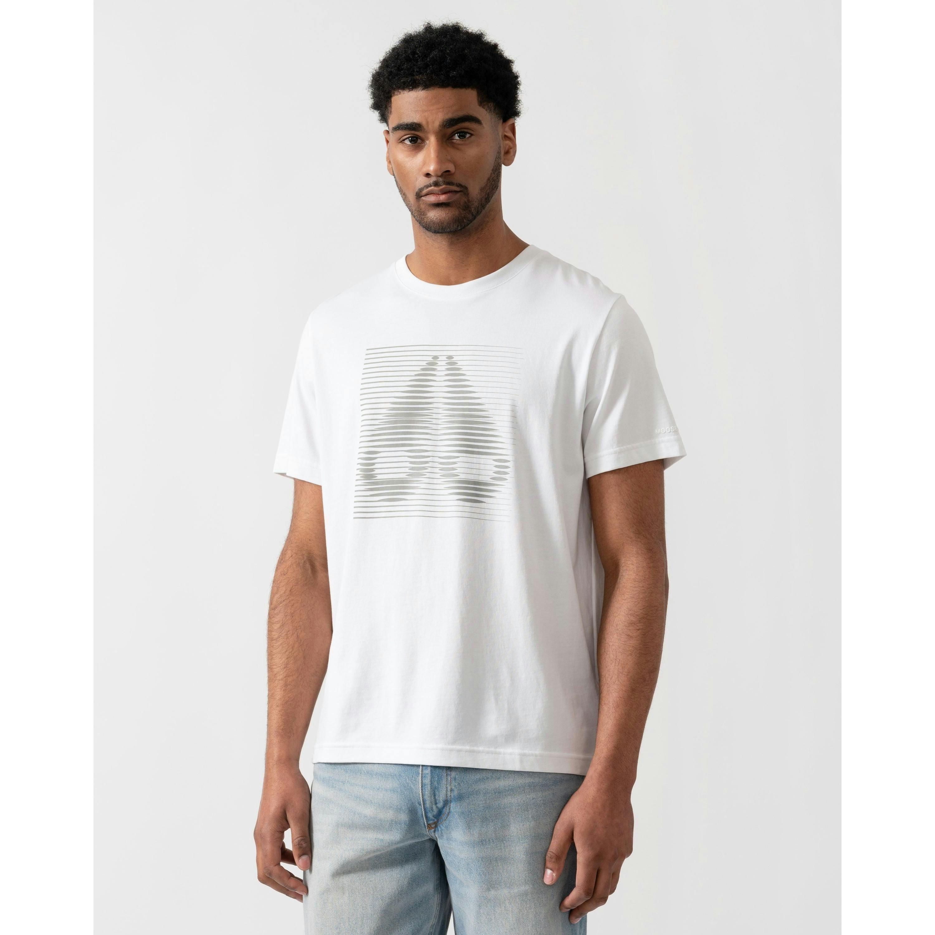Moose Knuckles T-Shirt  in White , view 1 of 4