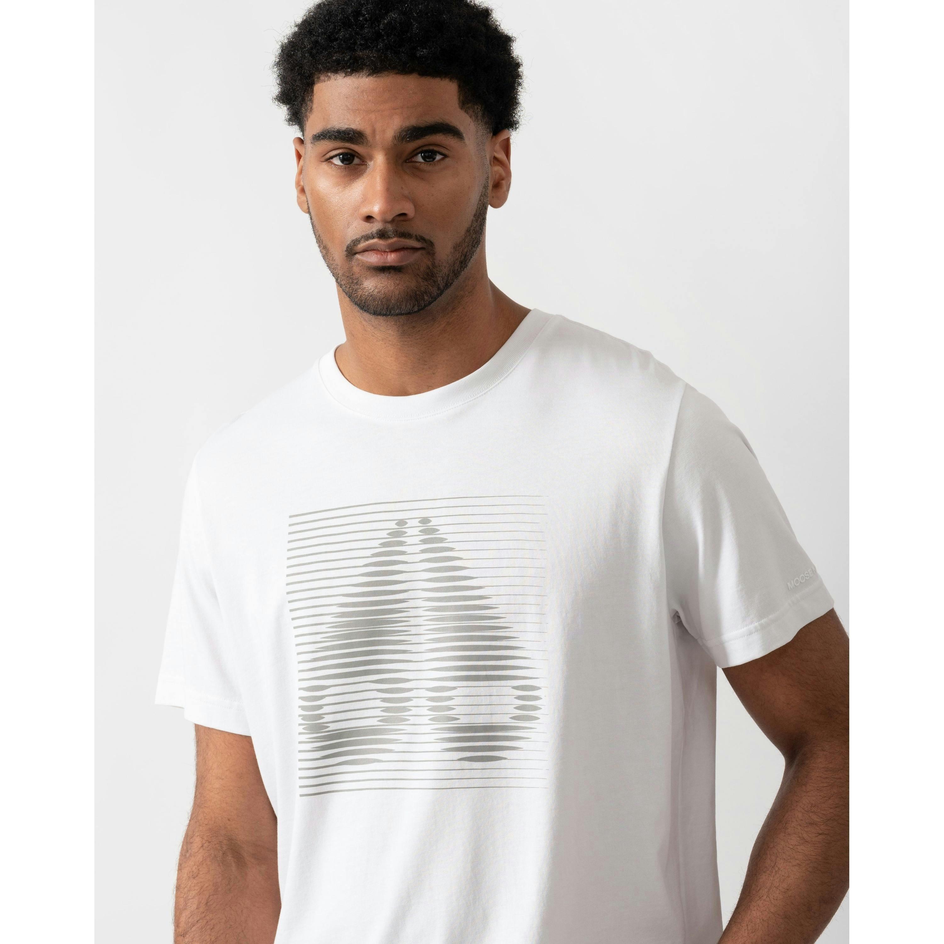 Moose Knuckles T-Shirt  in White , view 3 of 4