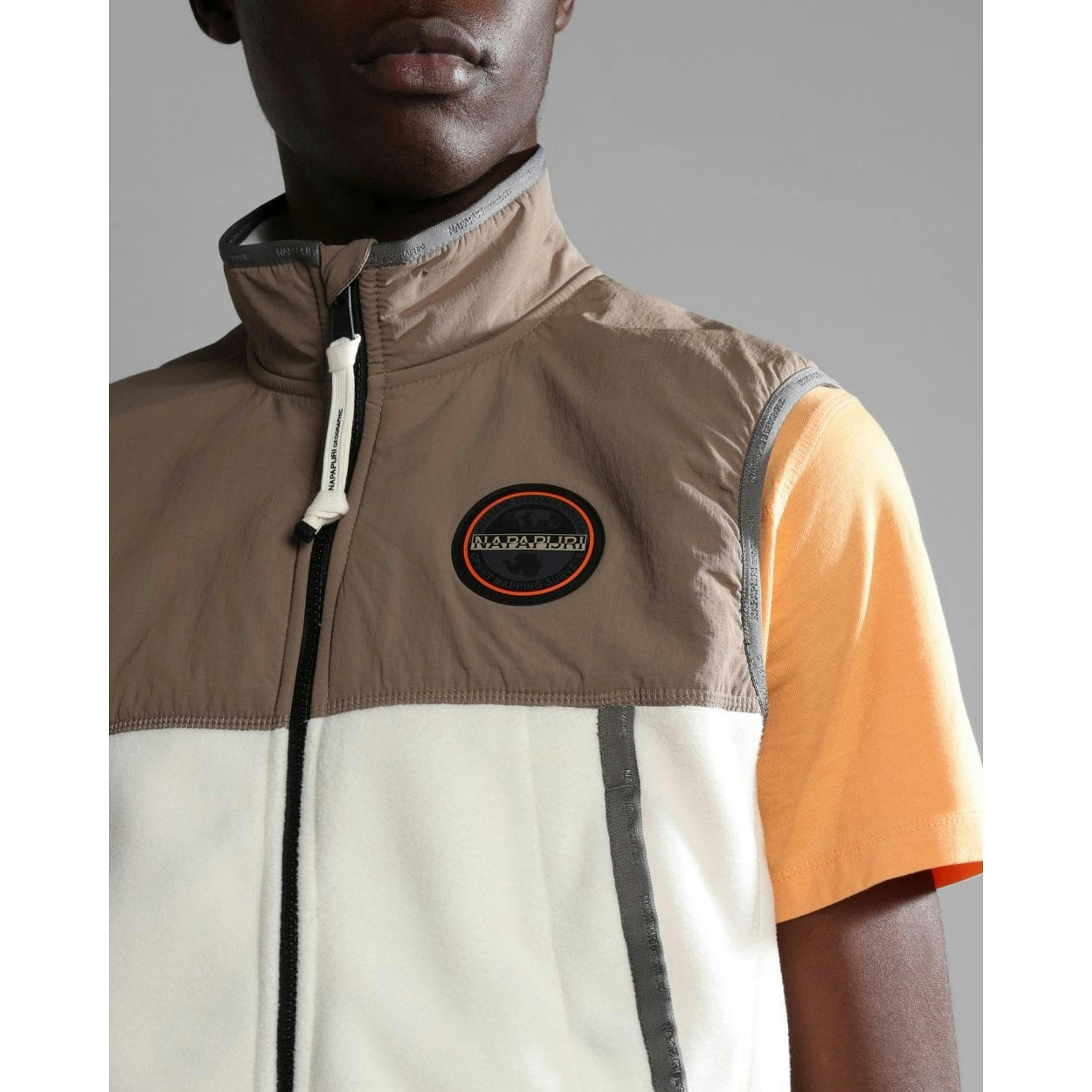 Napapijri Gilet  in Brown , view 3 of 5