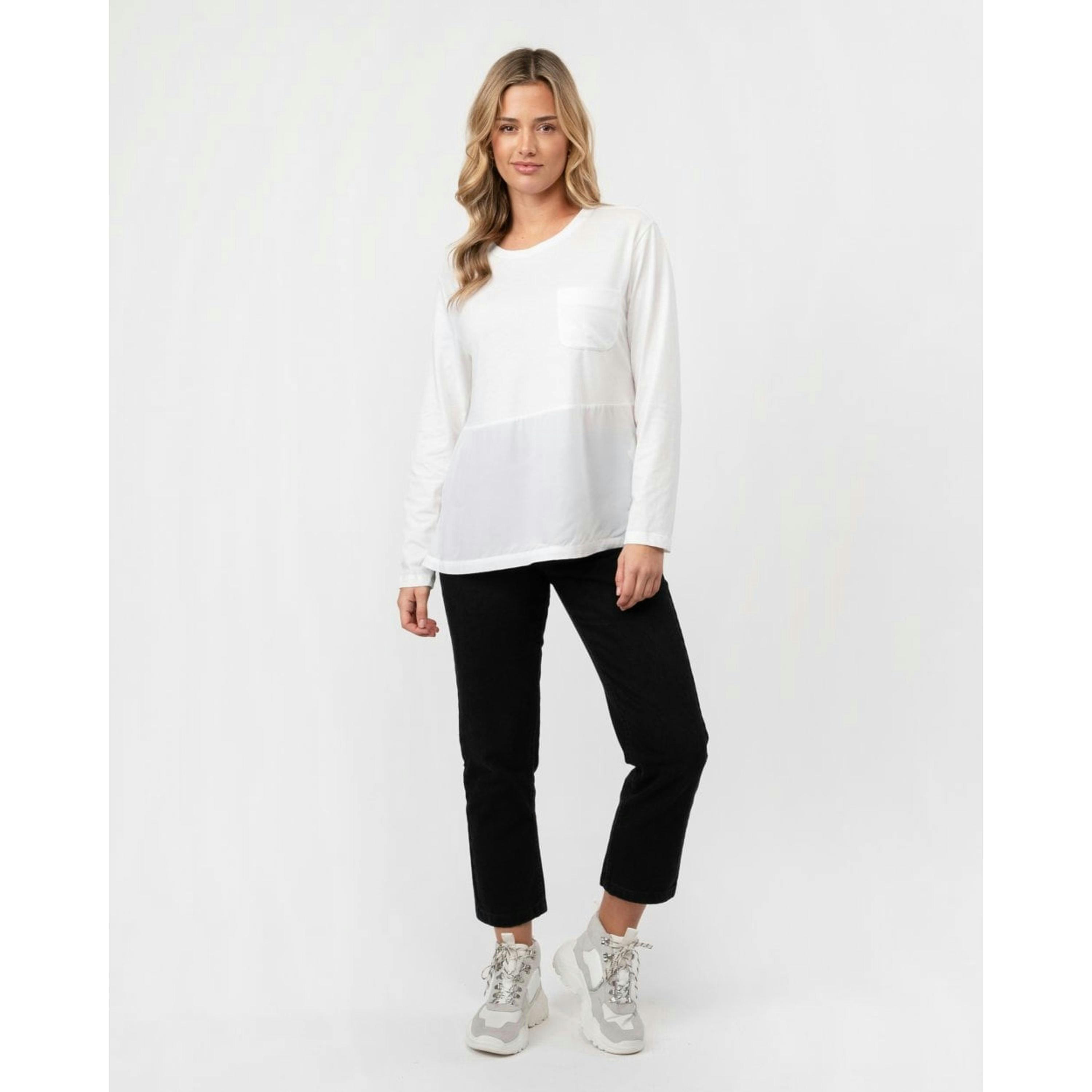 Woolrich T-Shirt  in White , view 4 of 4