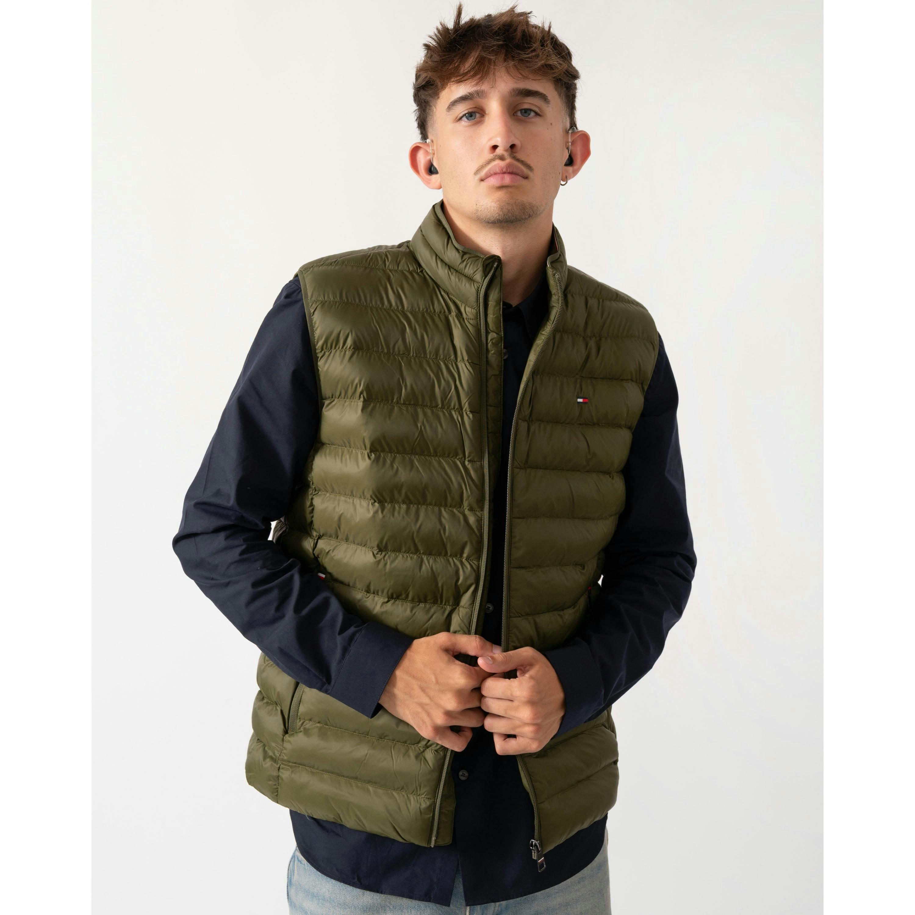 Tommy Hilfiger Quilted Gilet  in Green , view 1 of 4