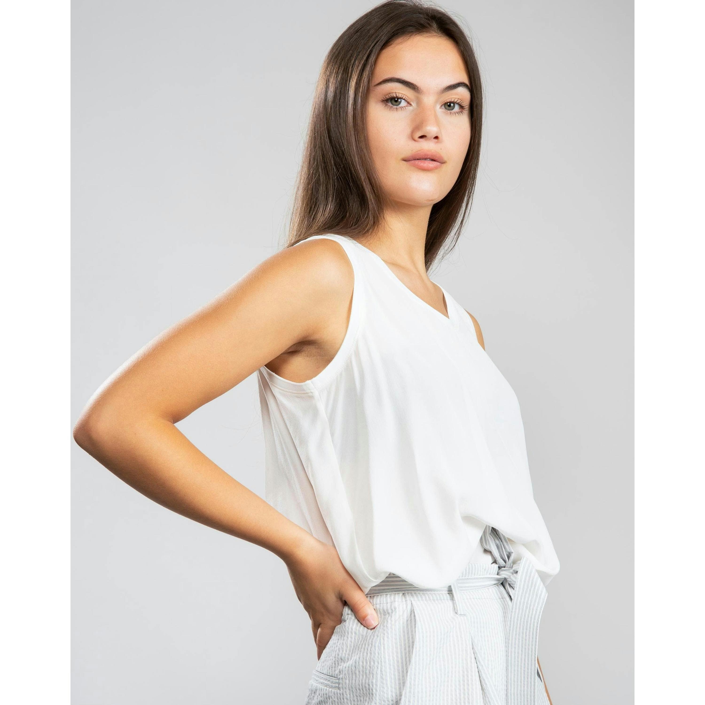 Hugo Boss Top  in White , view 3 of 4