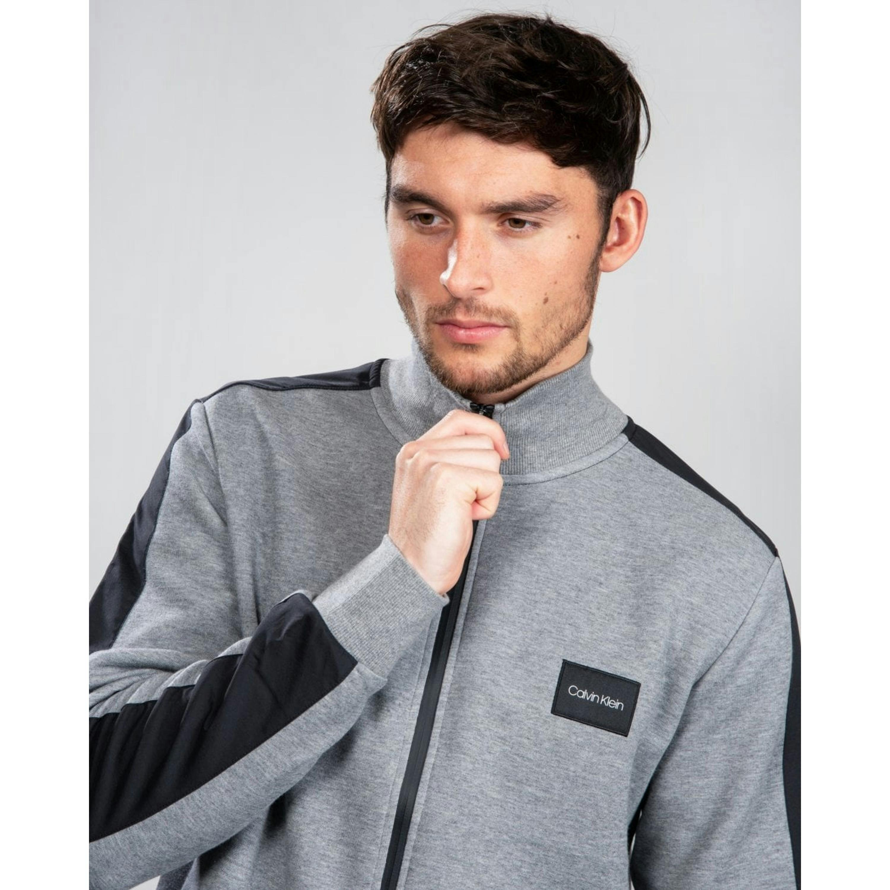 Calvin Klein Sweatshirt  in Grey , view 3 of 5