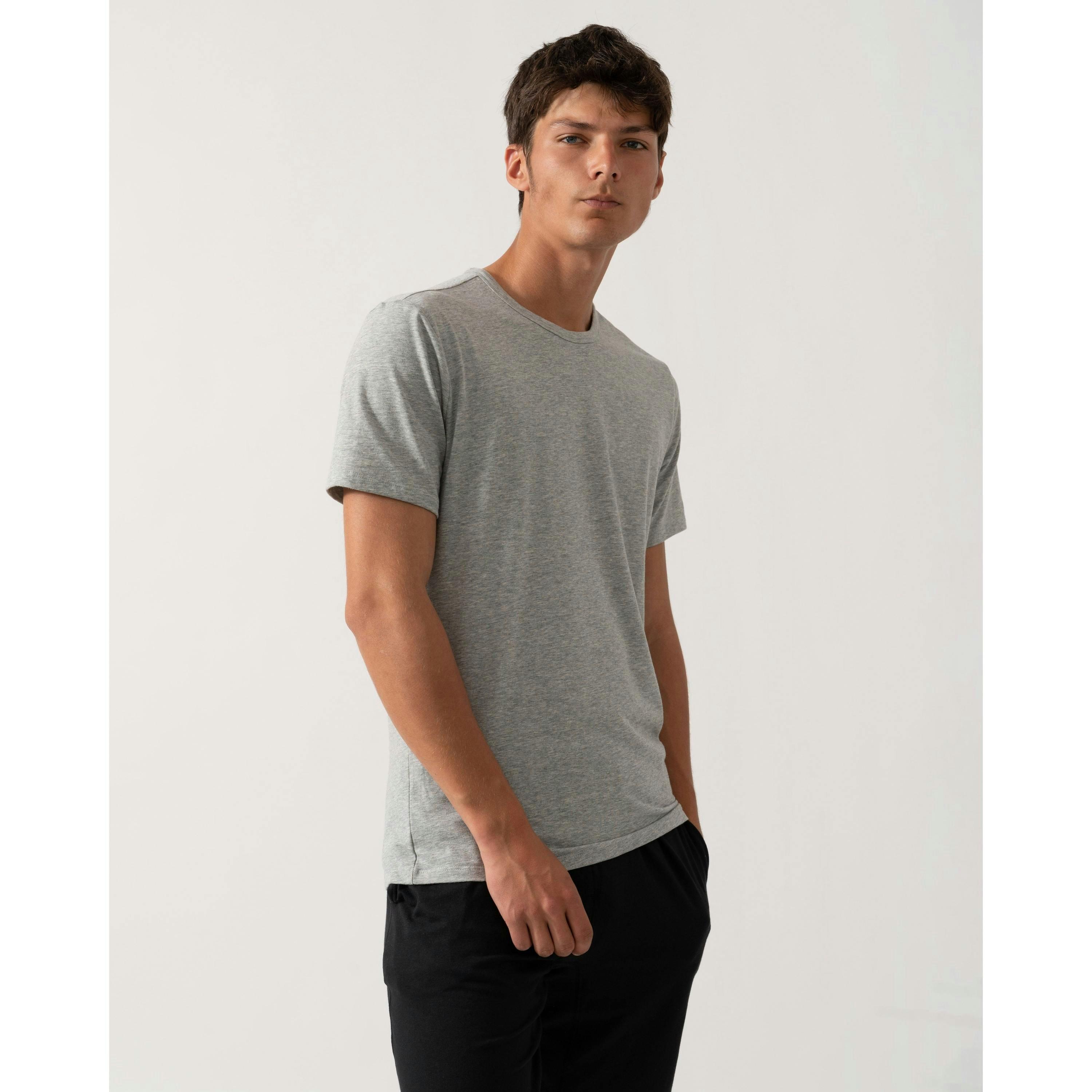 Calvin Klein T-Shirt  in White , view 1 of 6