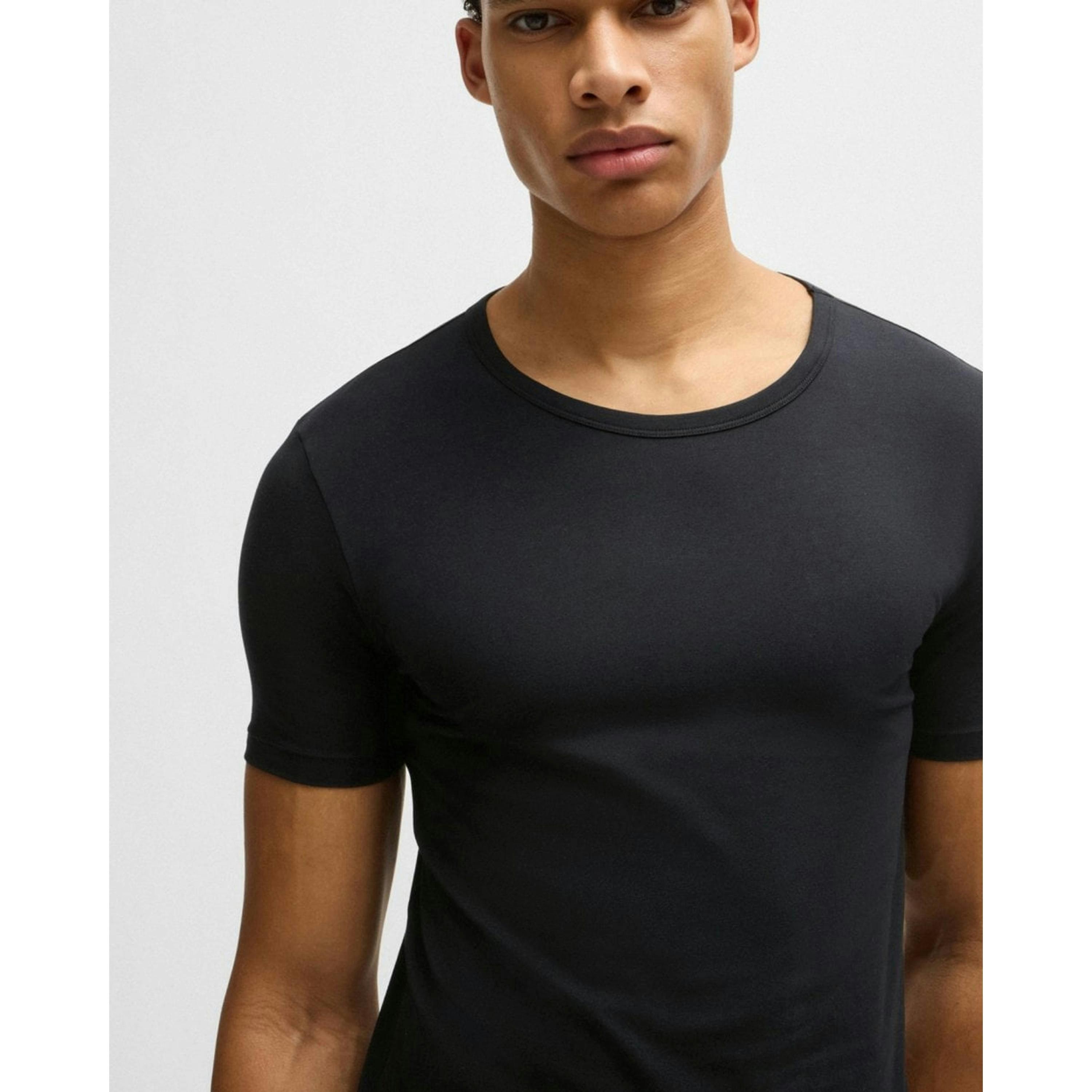 Hugo Boss T-Shirt  in Black , view 3 of 5