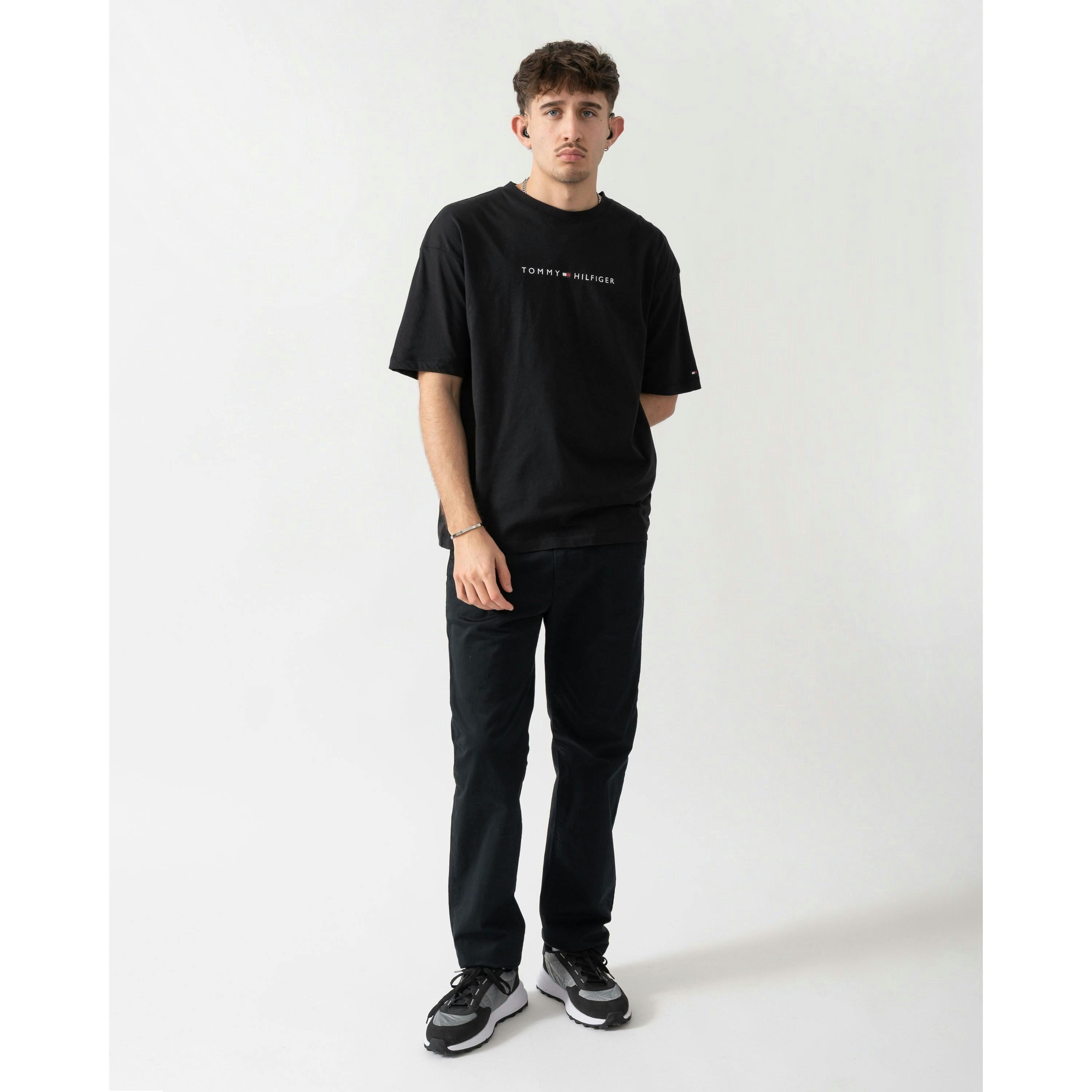 Tommy Hilfiger Logo T-Shirt  in Black , view 3 of 4