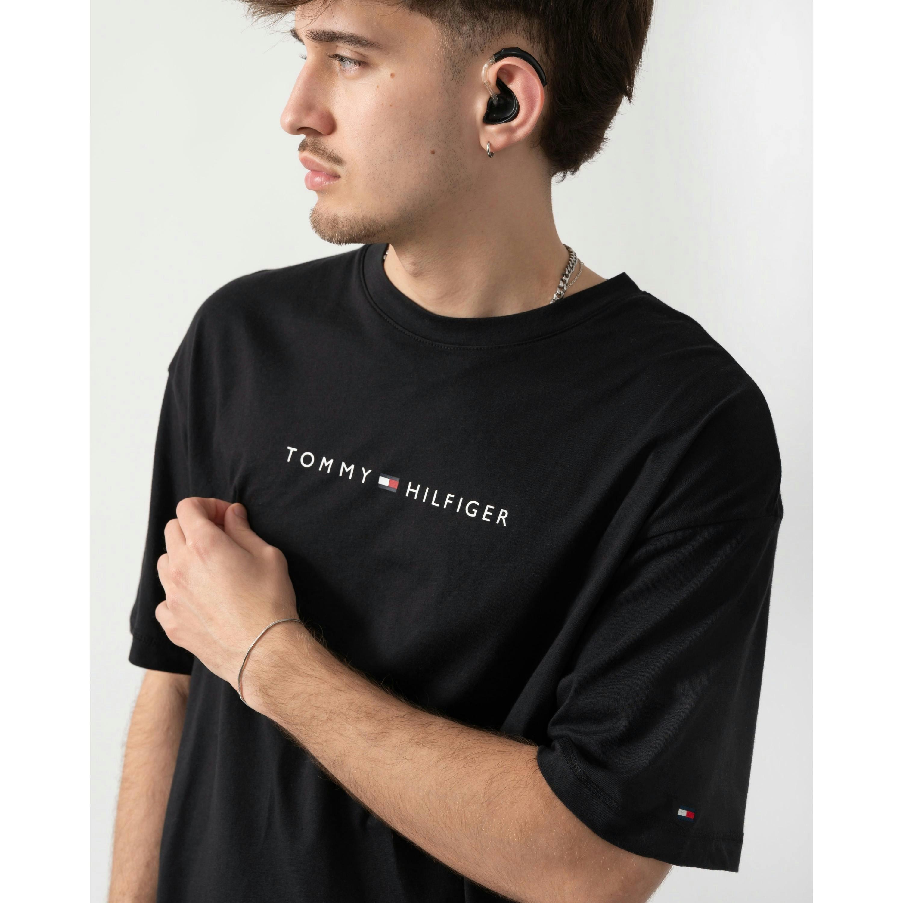 Tommy Hilfiger Logo T-Shirt  in Black , view 4 of 4