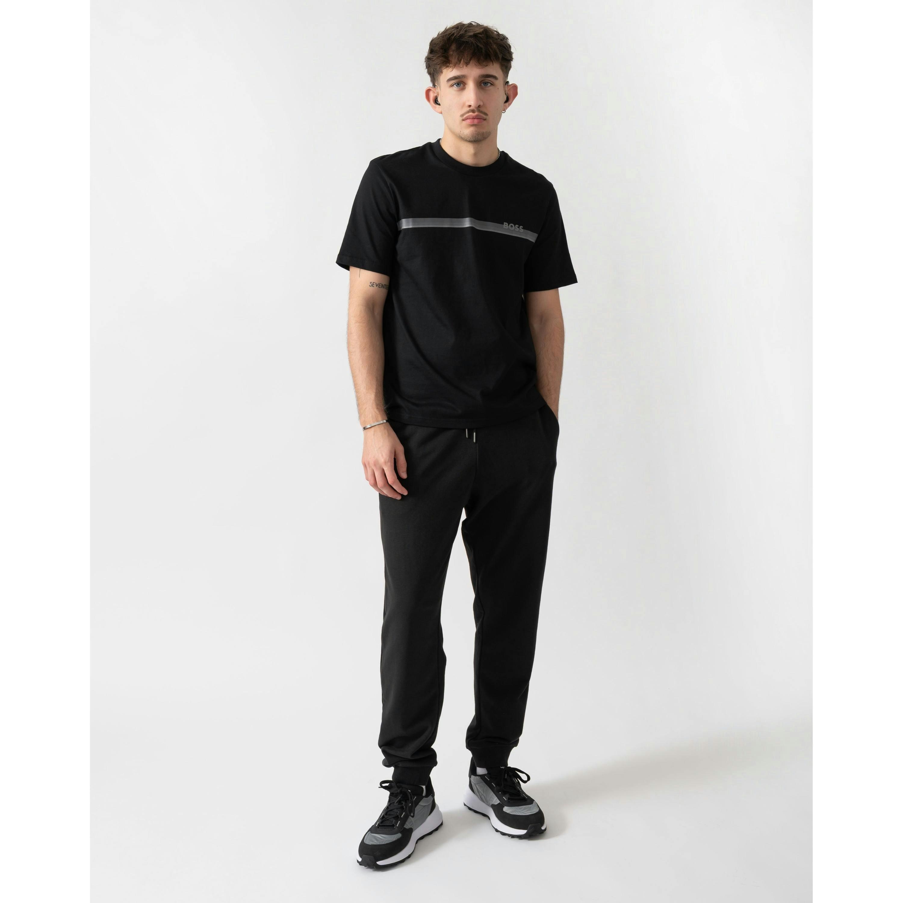 Hugo Boss T-Shirt  in Black , view 4 of 4
