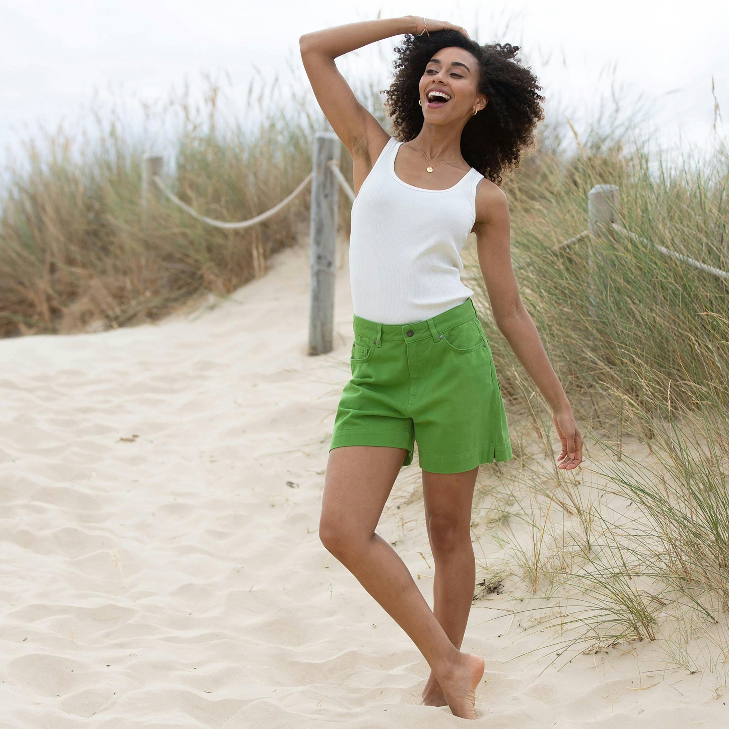 Organic Newton Twill Shorts Ivy , view 1 of 3