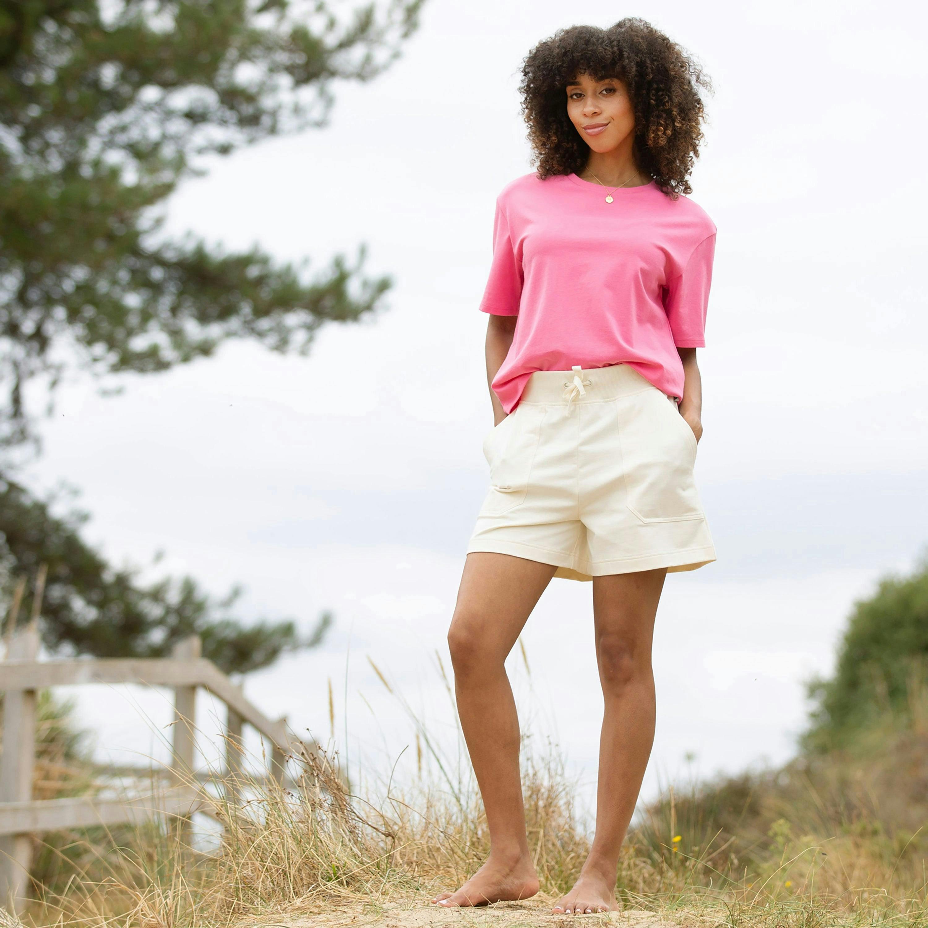 Organic Hazelbury Jersey Shorts Off-White , view 1 of 3
