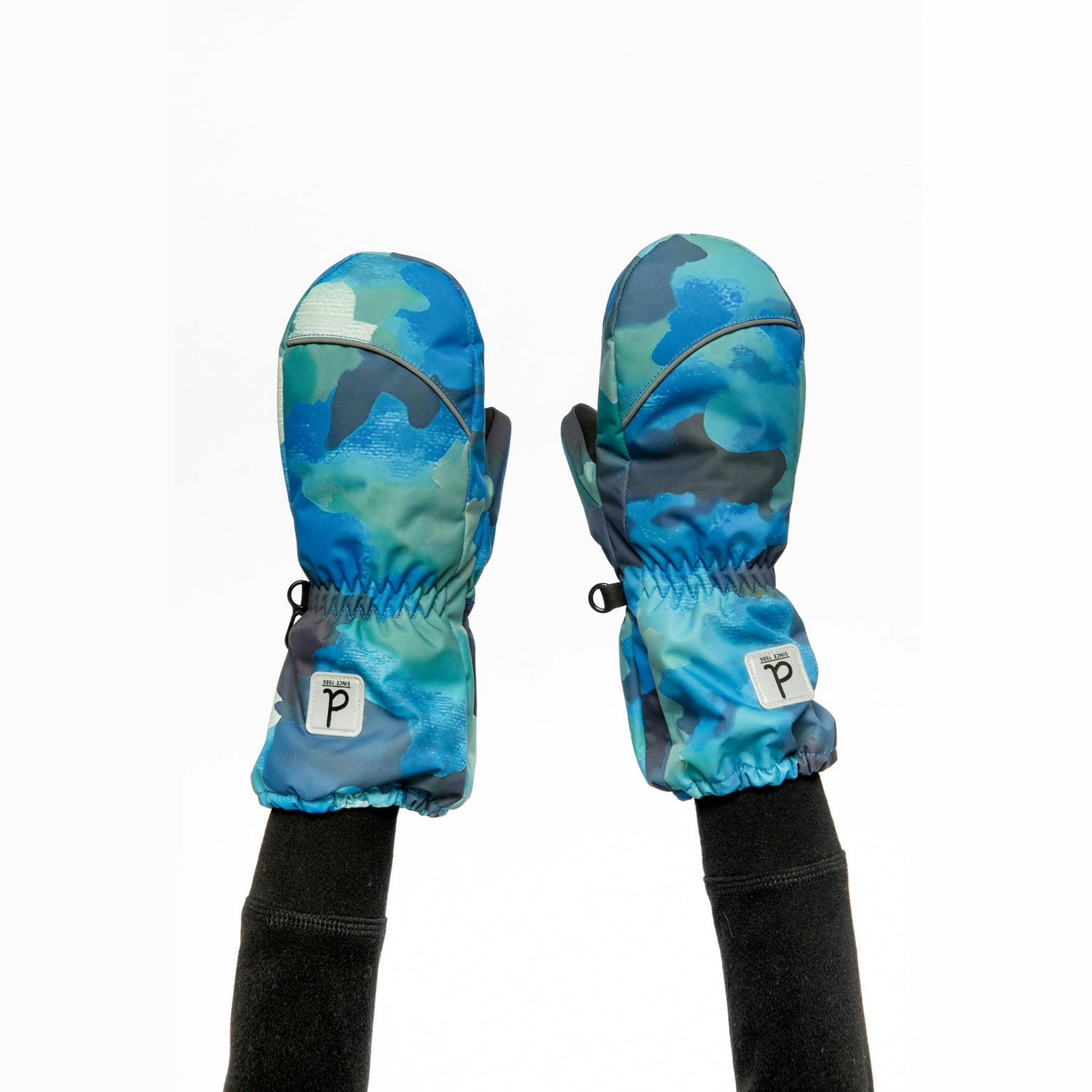 Play Winter Mittens Blue Camouflage , view 2 of 5