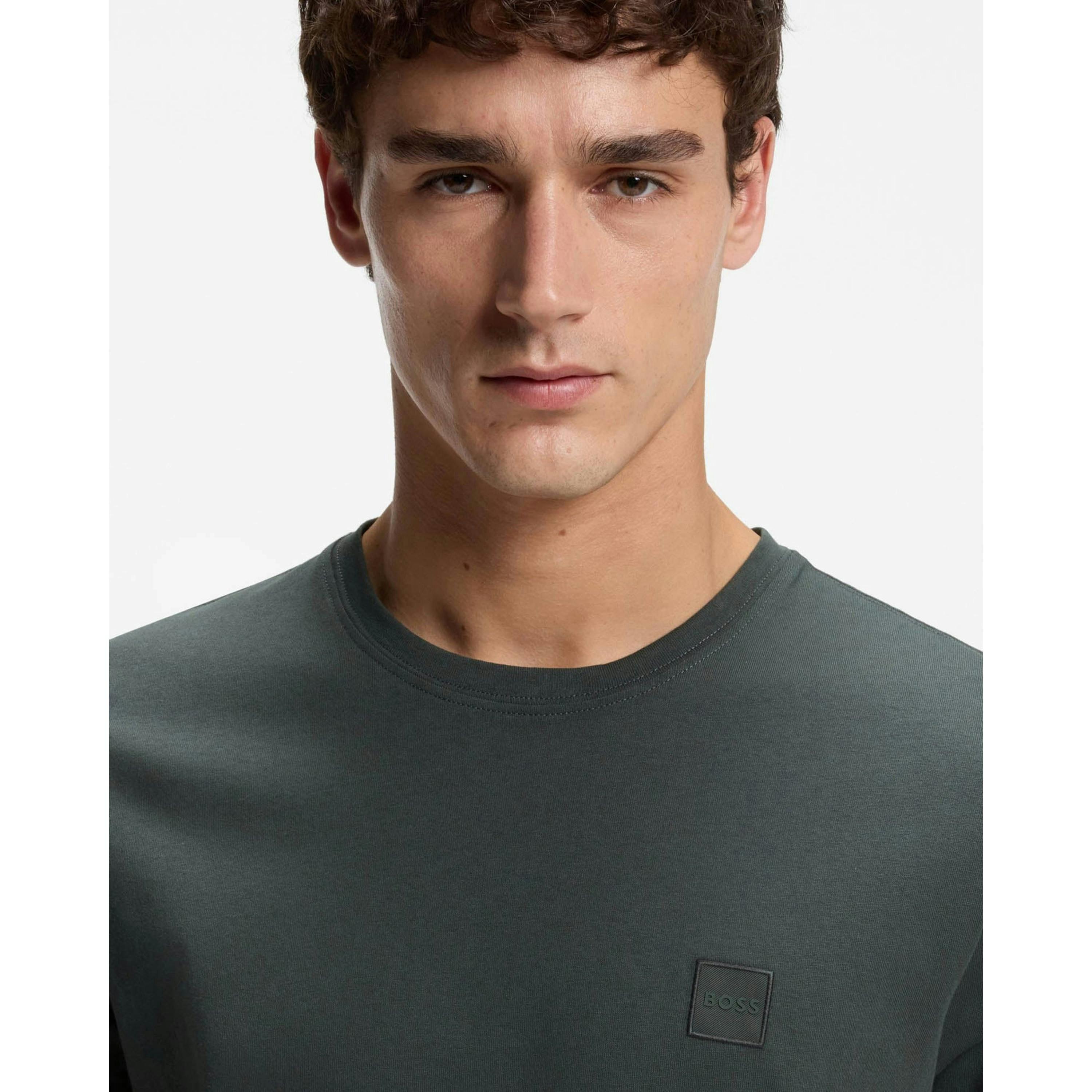 Hugo Boss T-Shirt  in Green , view 3 of 4