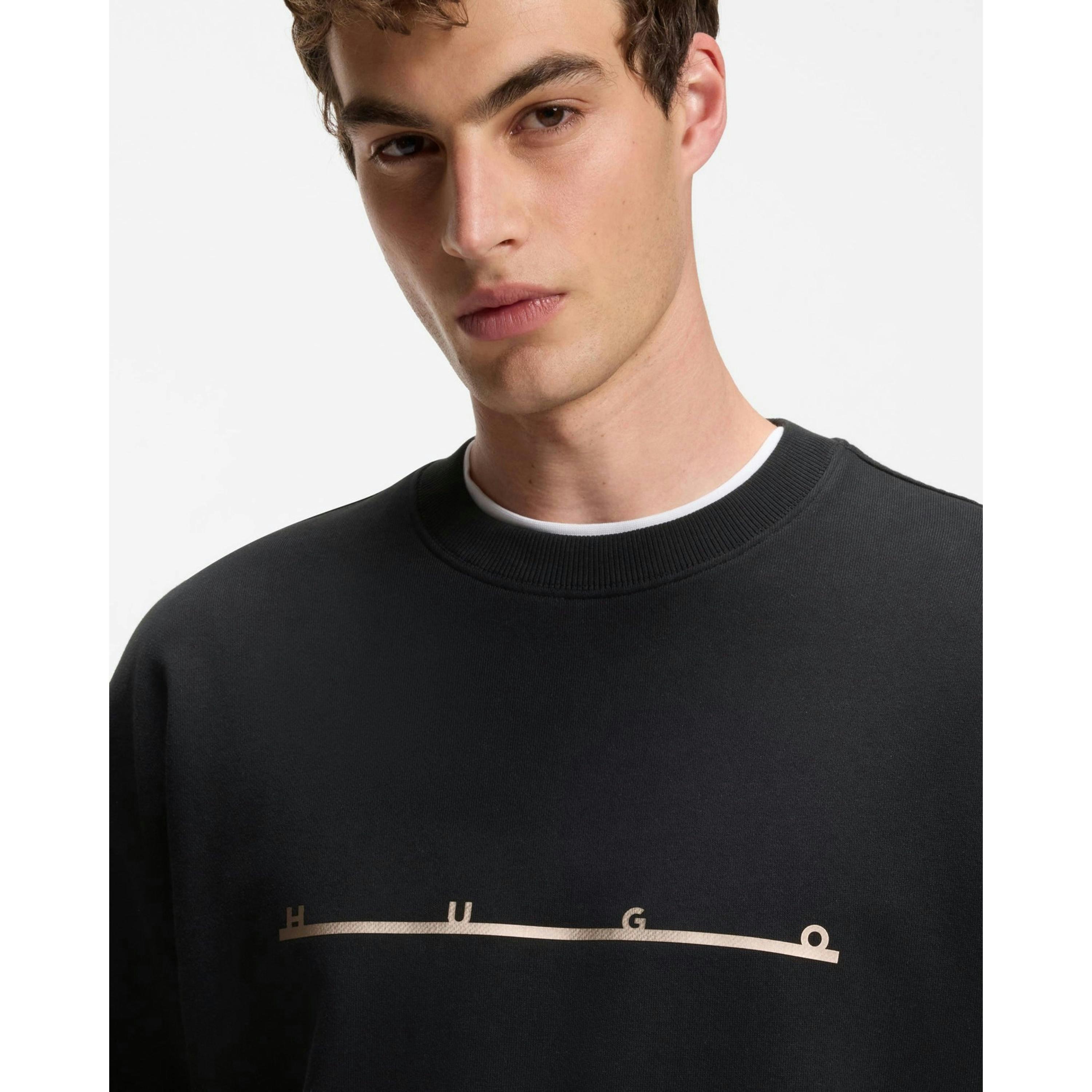 Hugo Boss Sweatshirt  in Black , view 3 of 4
