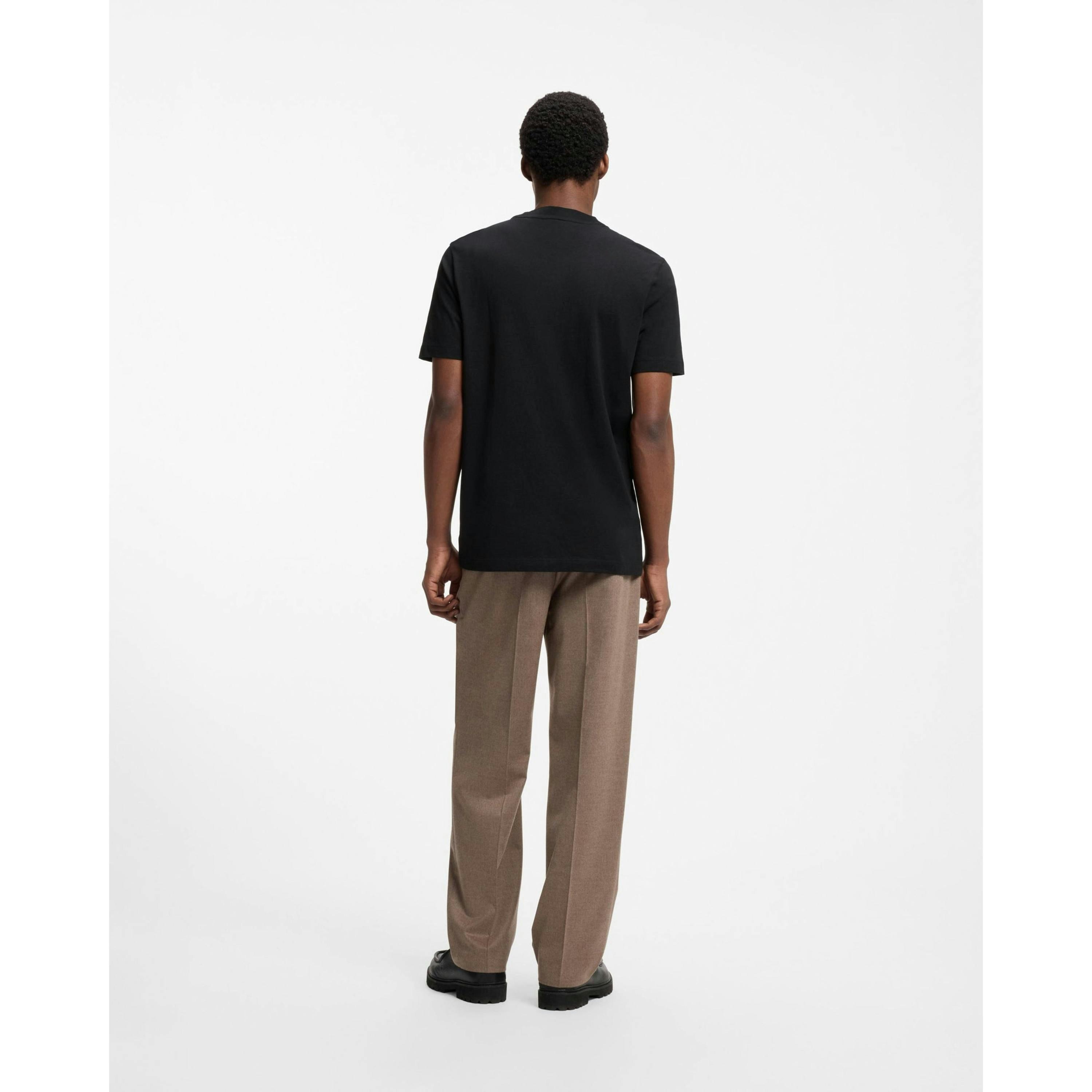Hugo Boss T-Shirt  in Black , view 2 of 4