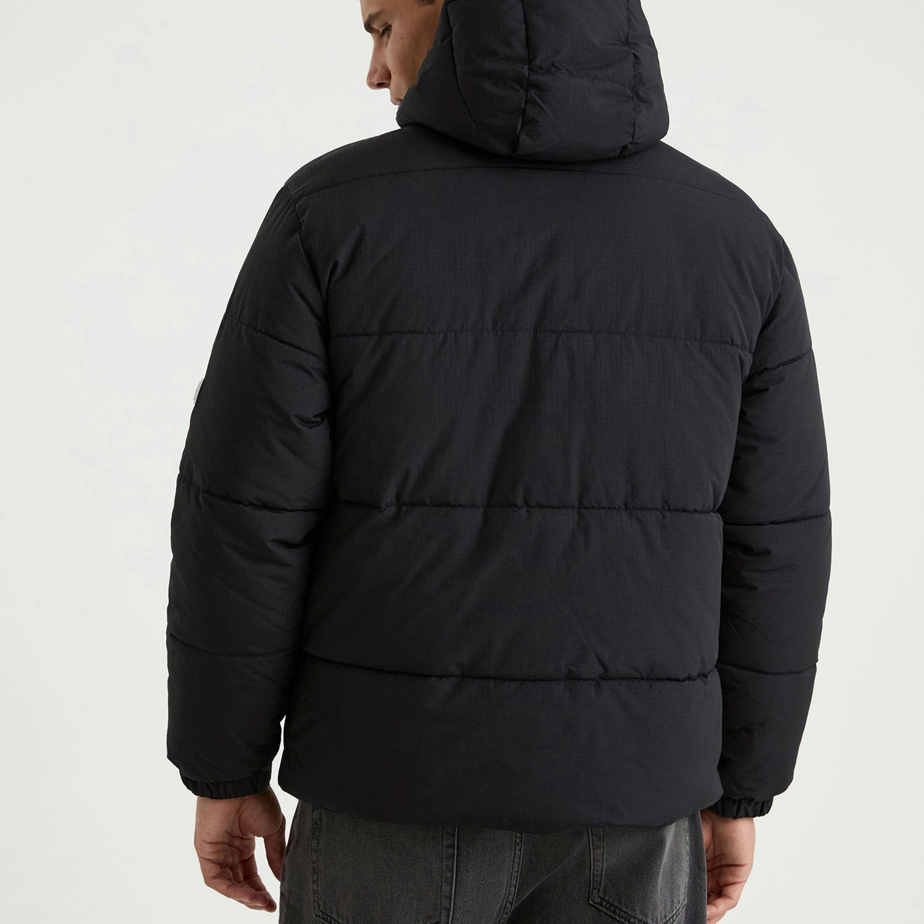 Falun Padded Jacket - Black , view 2 of 4