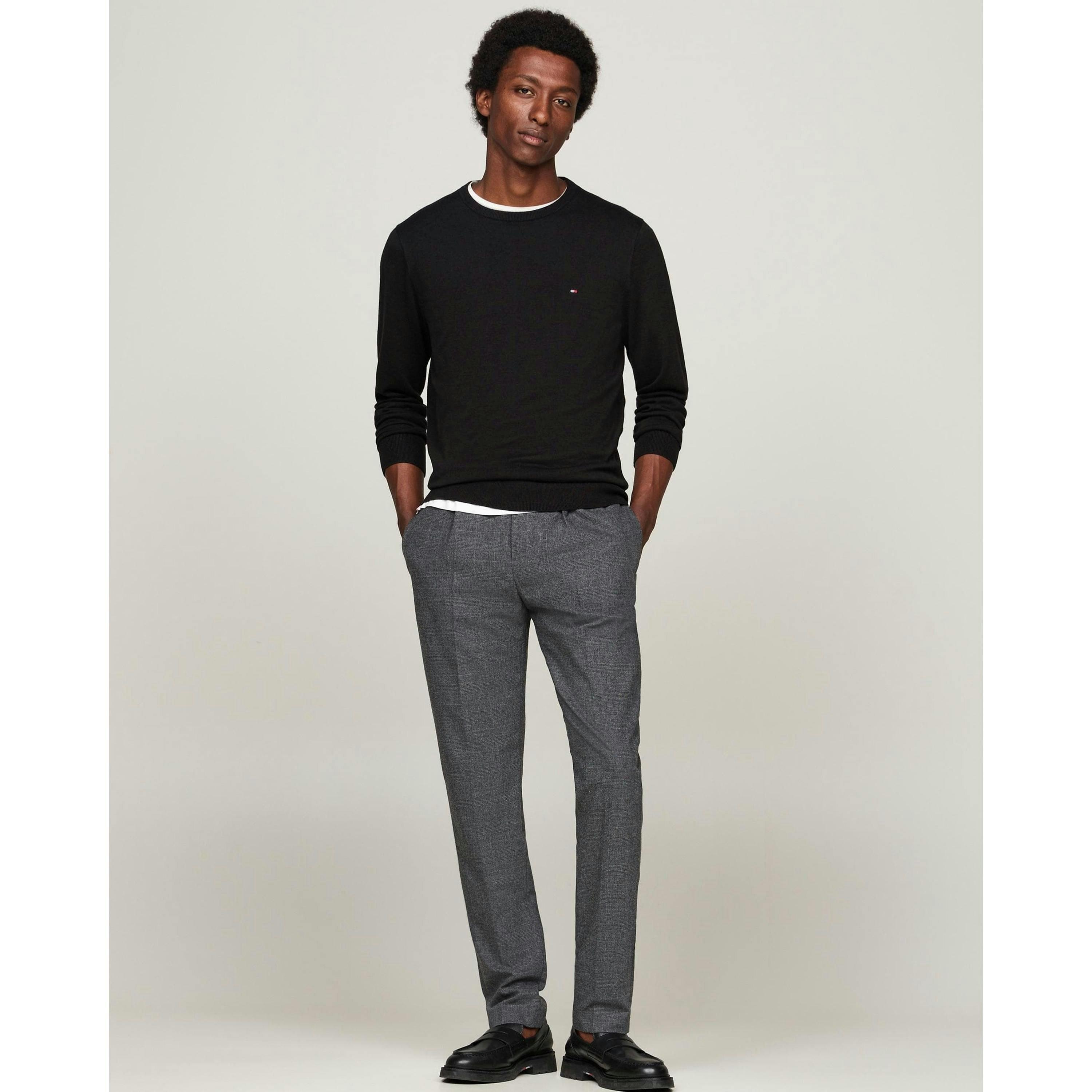 Tommy Hilfiger Sweatshirt  in Black , view 1 of 5