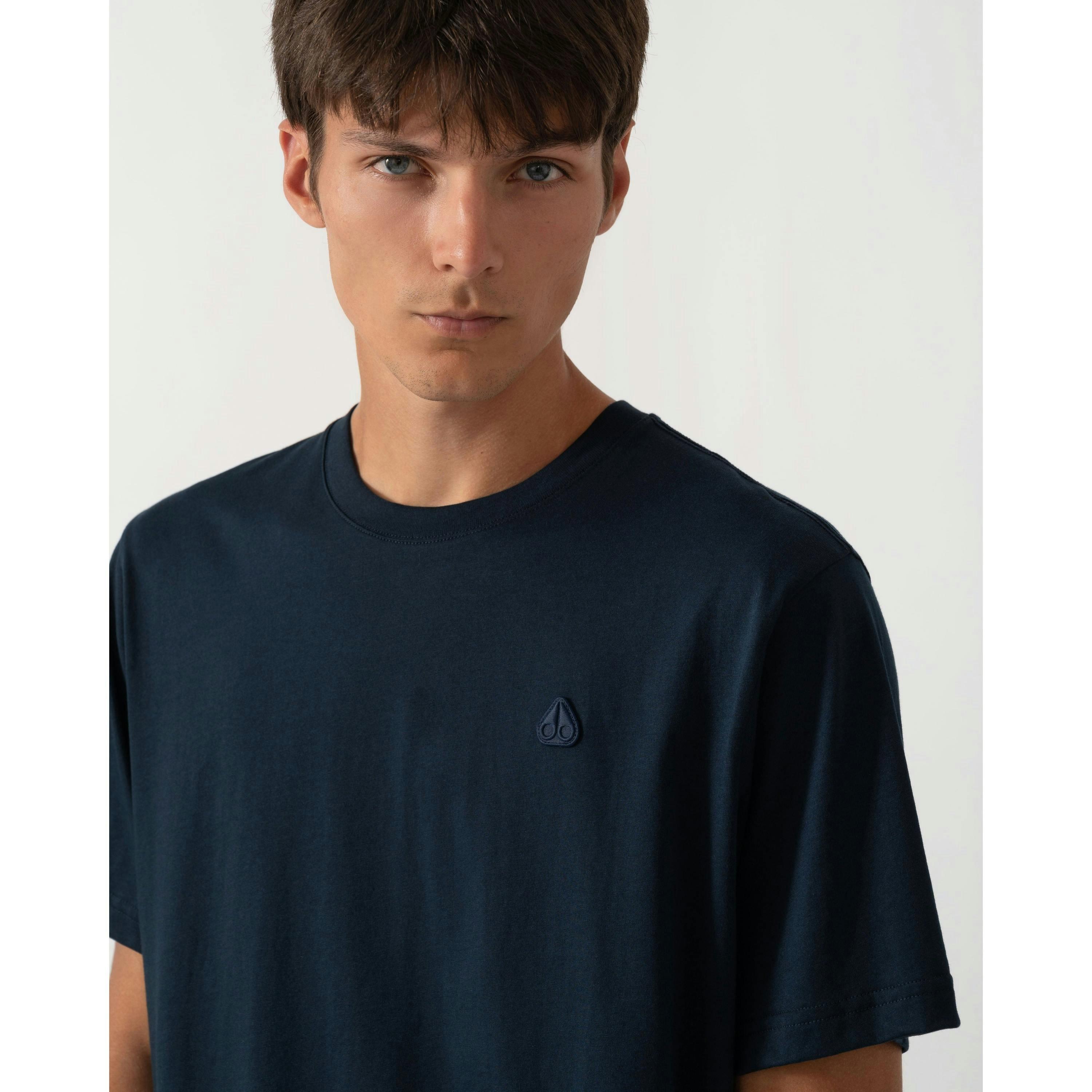 Moose Knuckles T-Shirt  in Grey , view 4 of 4