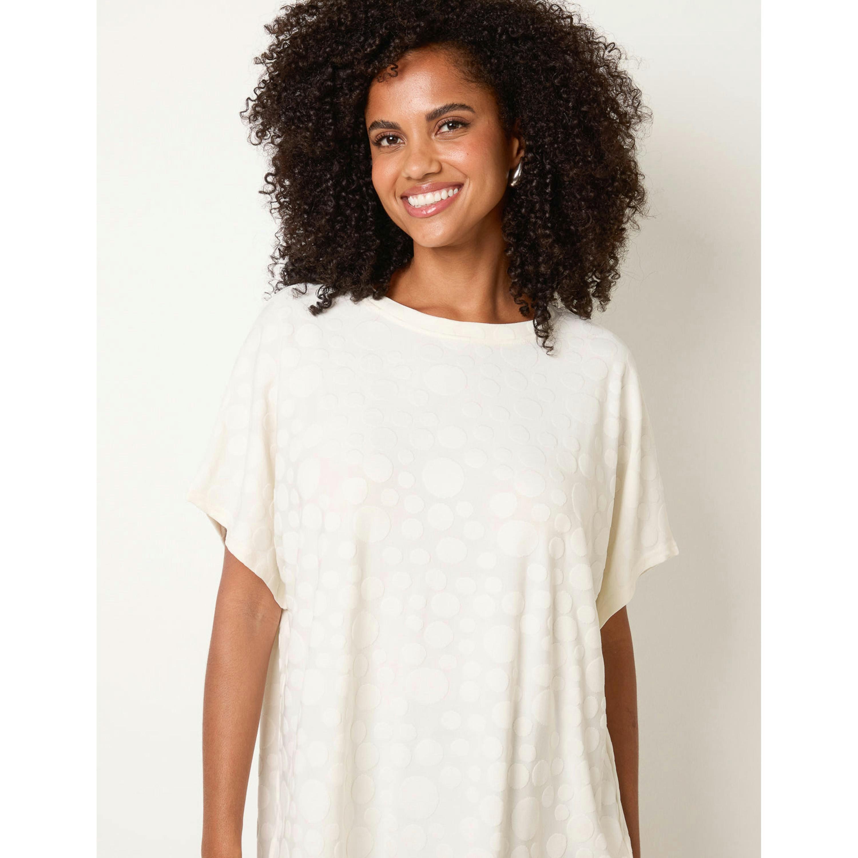 Blue Vanilla Textured Bubble Print Top  in Ivory , view 2 of 4