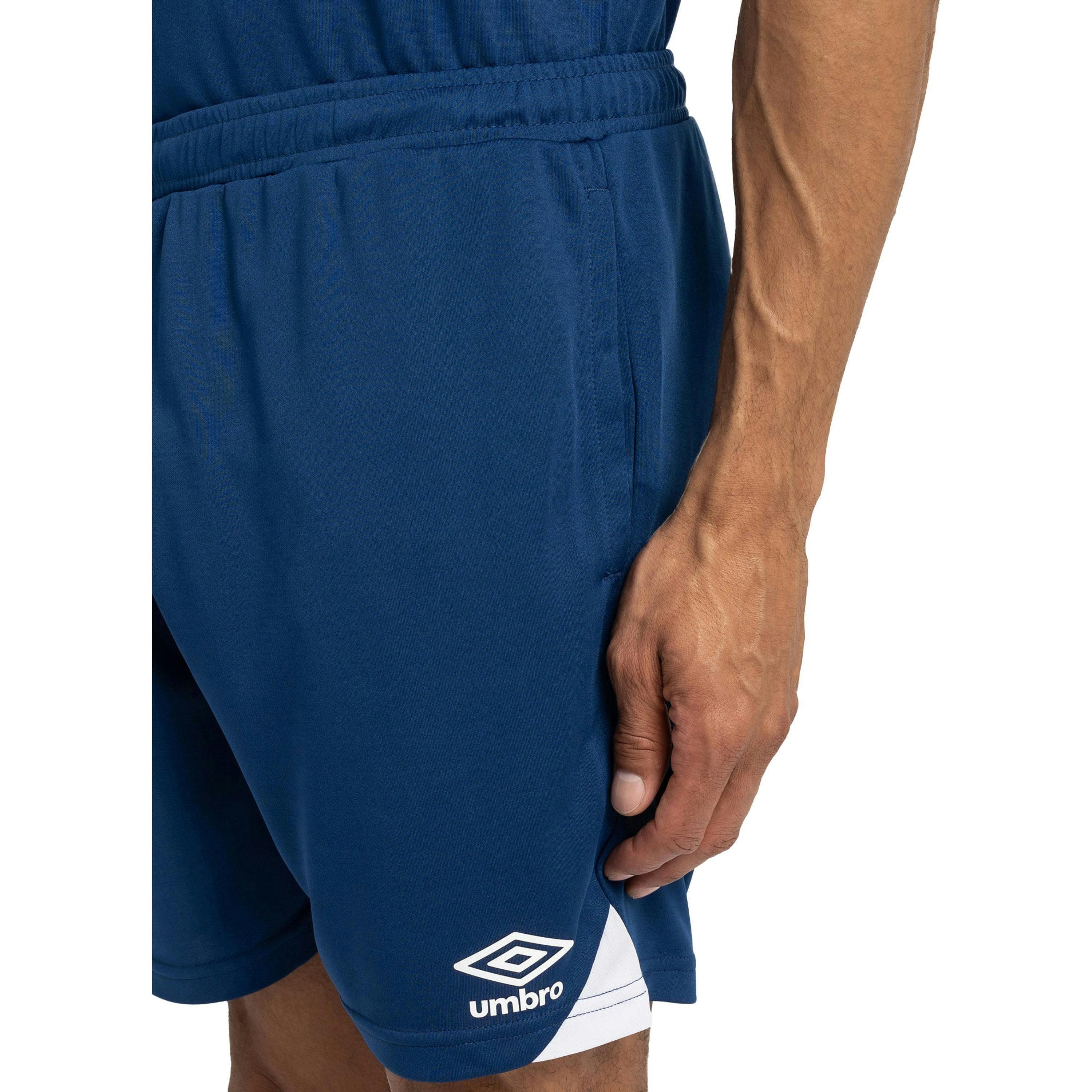 Umbro Mens Total Training Shorts , view 2 of 3