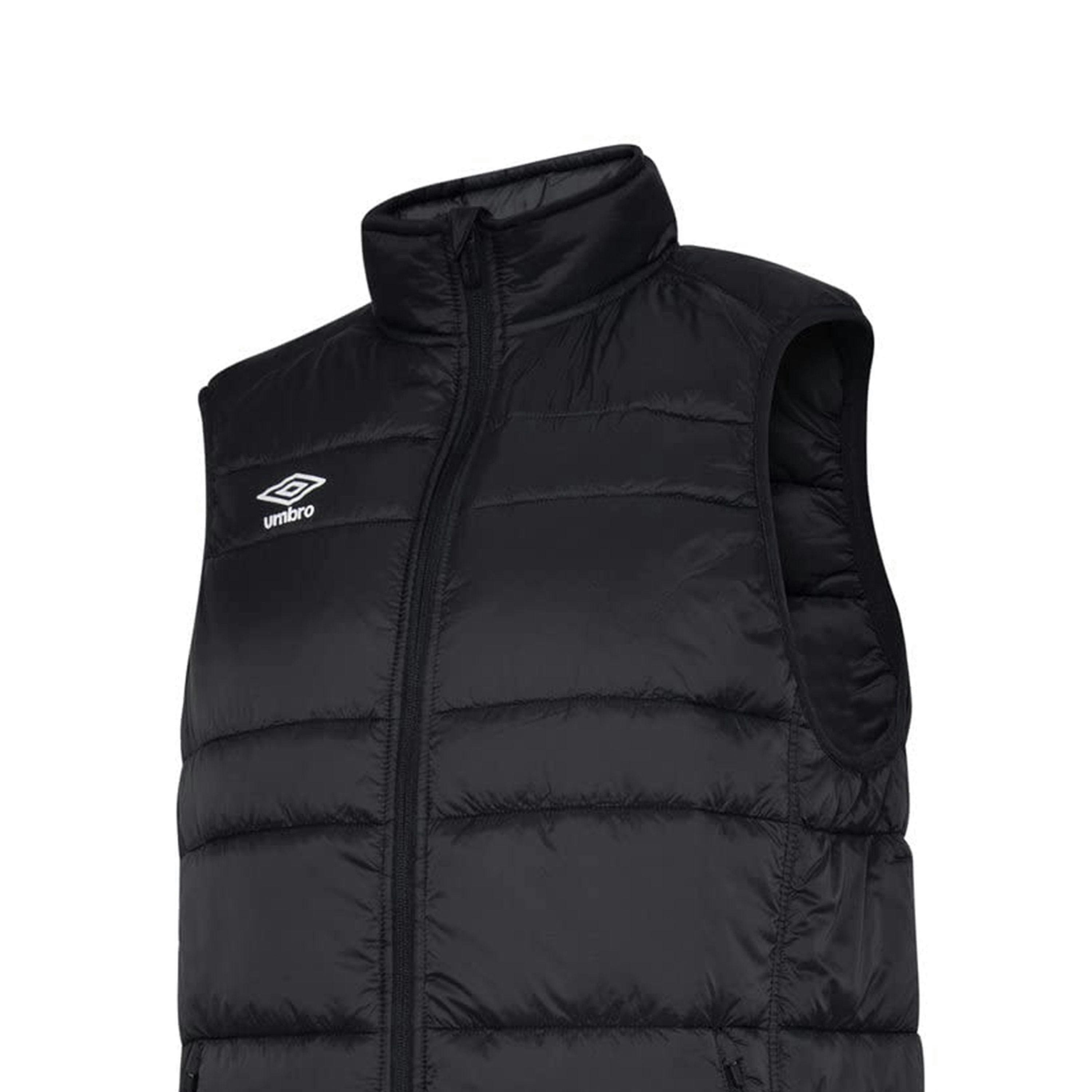 Umbro Mens Club Essential Gilet , view 1 of 3