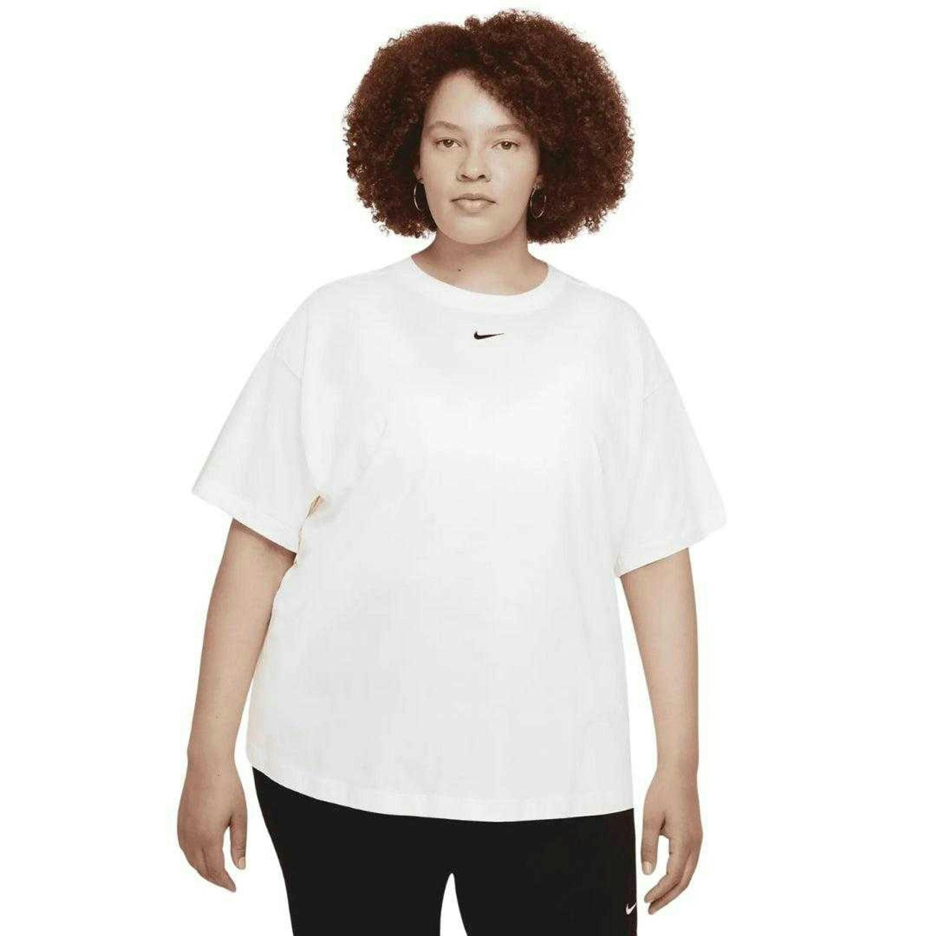 Nike Womens/Ladies Small Logo Plus T-Shirt , view 3 of 3