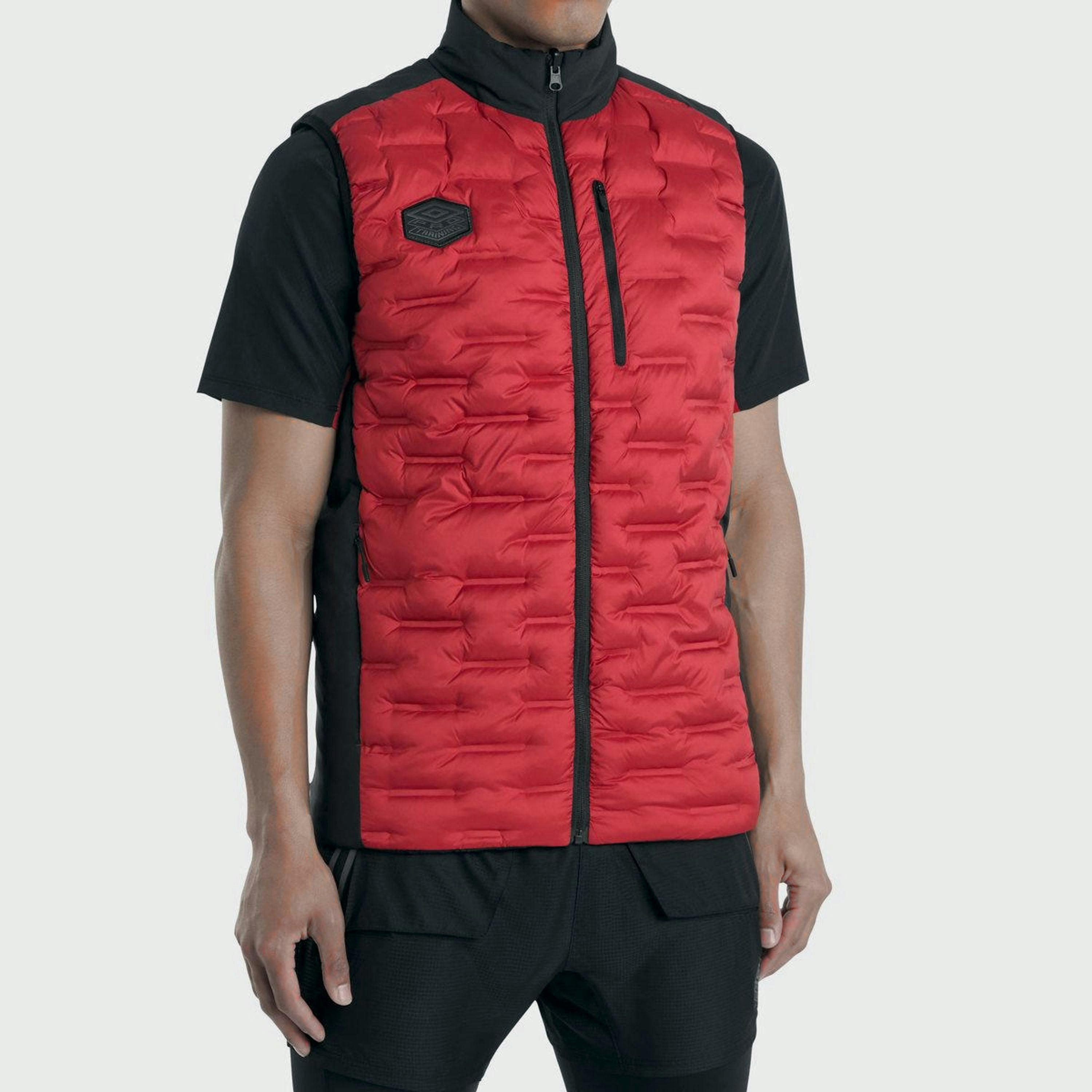 Umbro Mens Pro Training Elite Reversible Hybrid Gilet , view 1 of 1